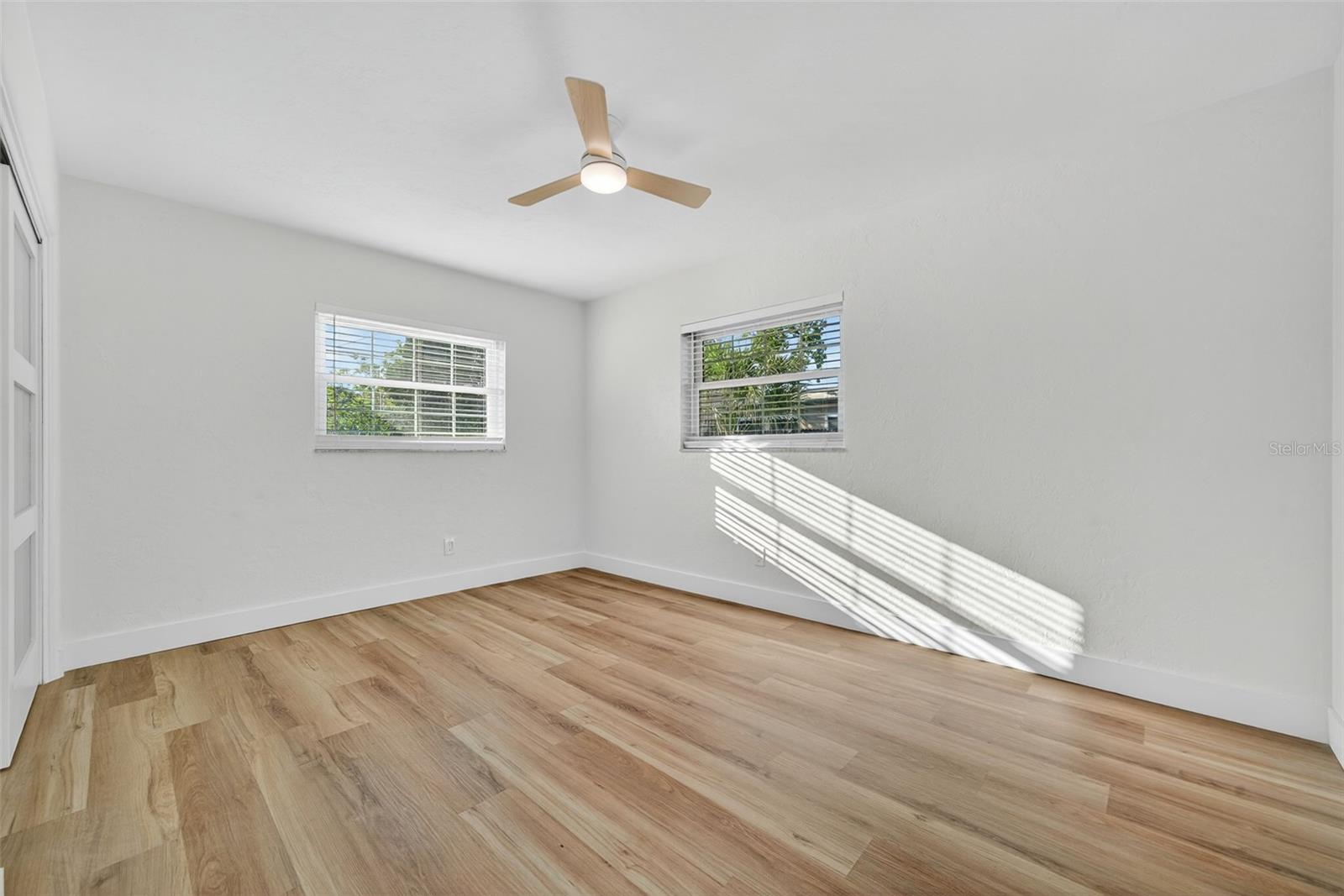 HOLIDAY PARK - Residential