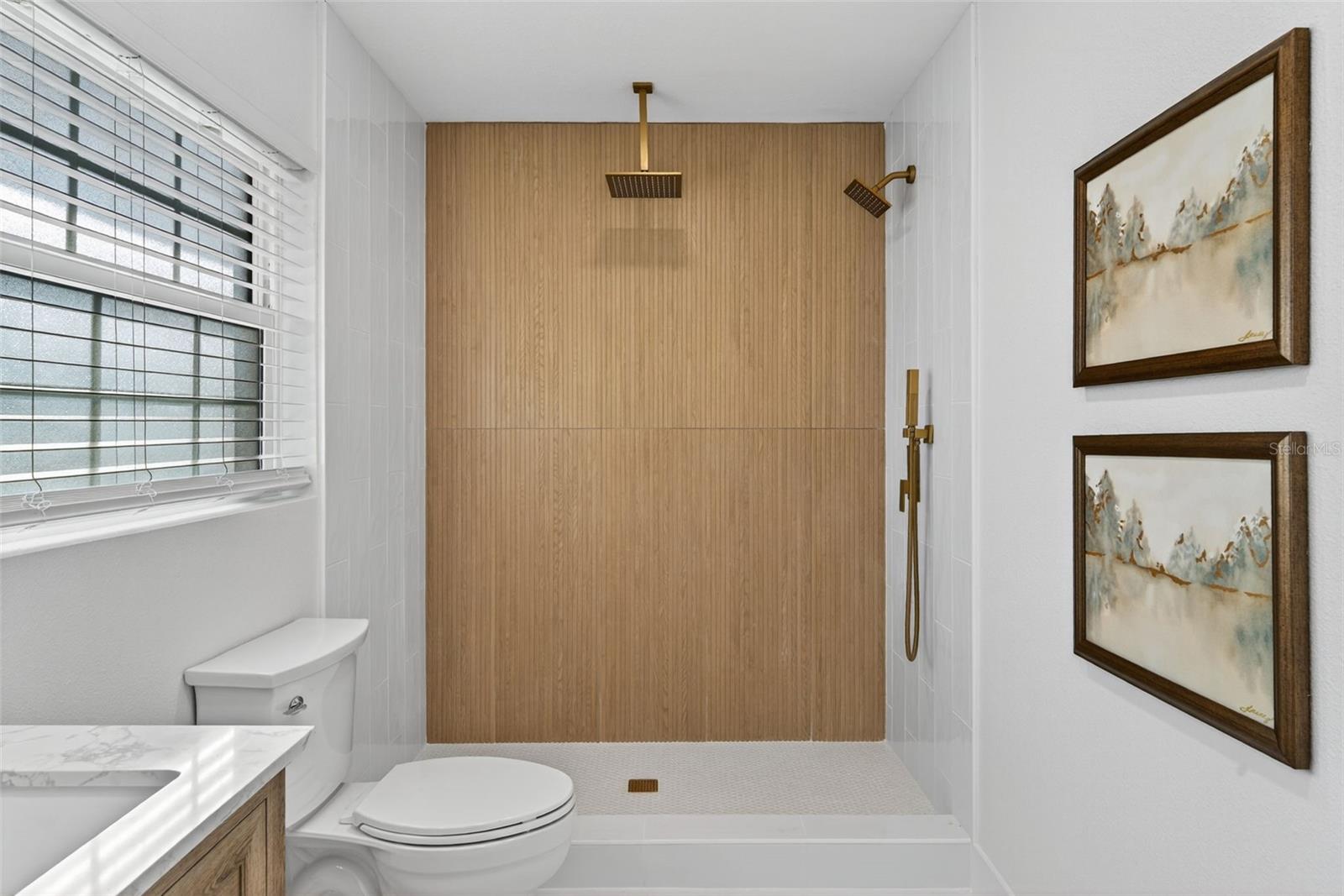 HOLIDAY PARK - Residential