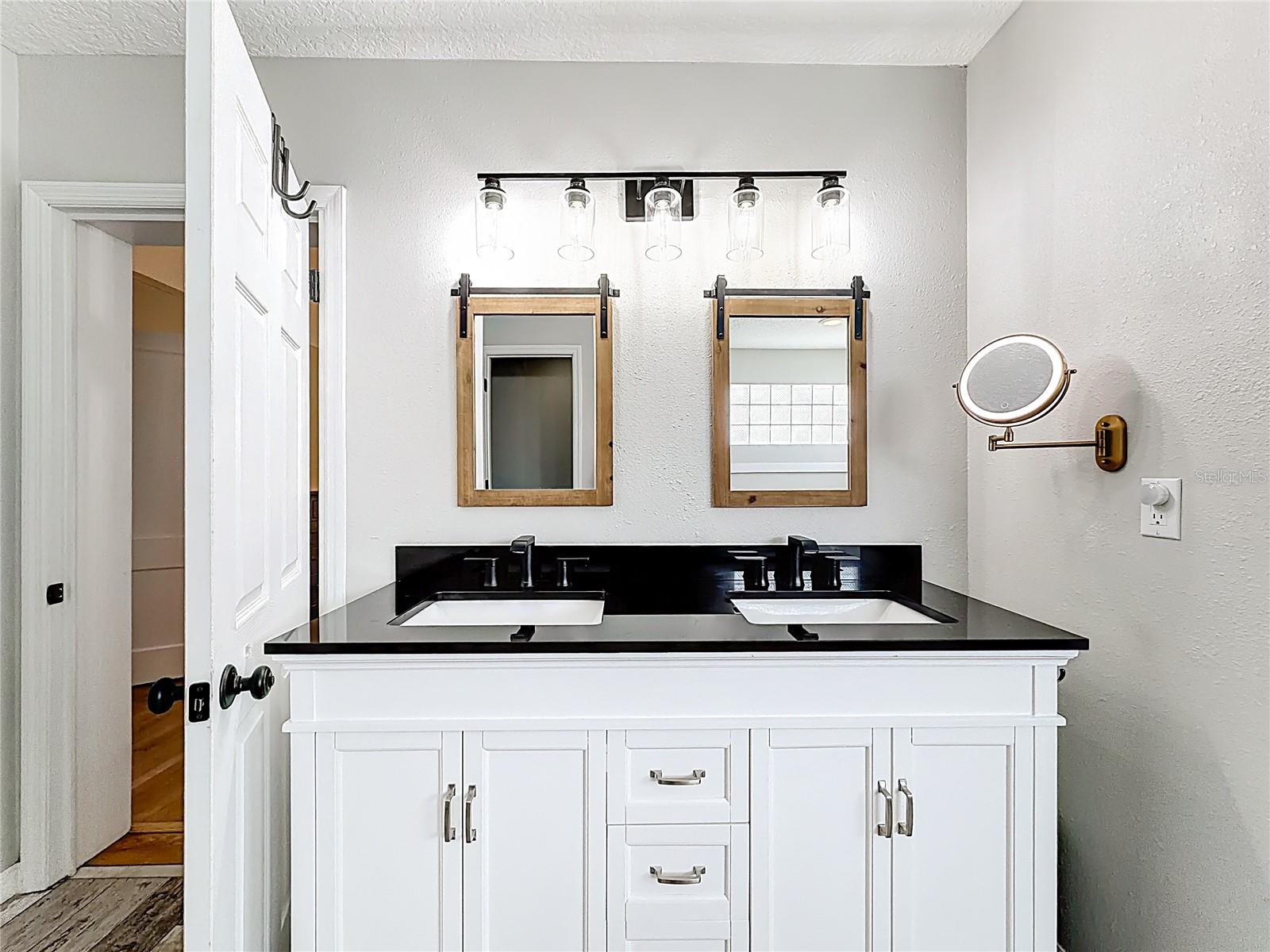 UMATILLA MITCHENORS ADD - Residential