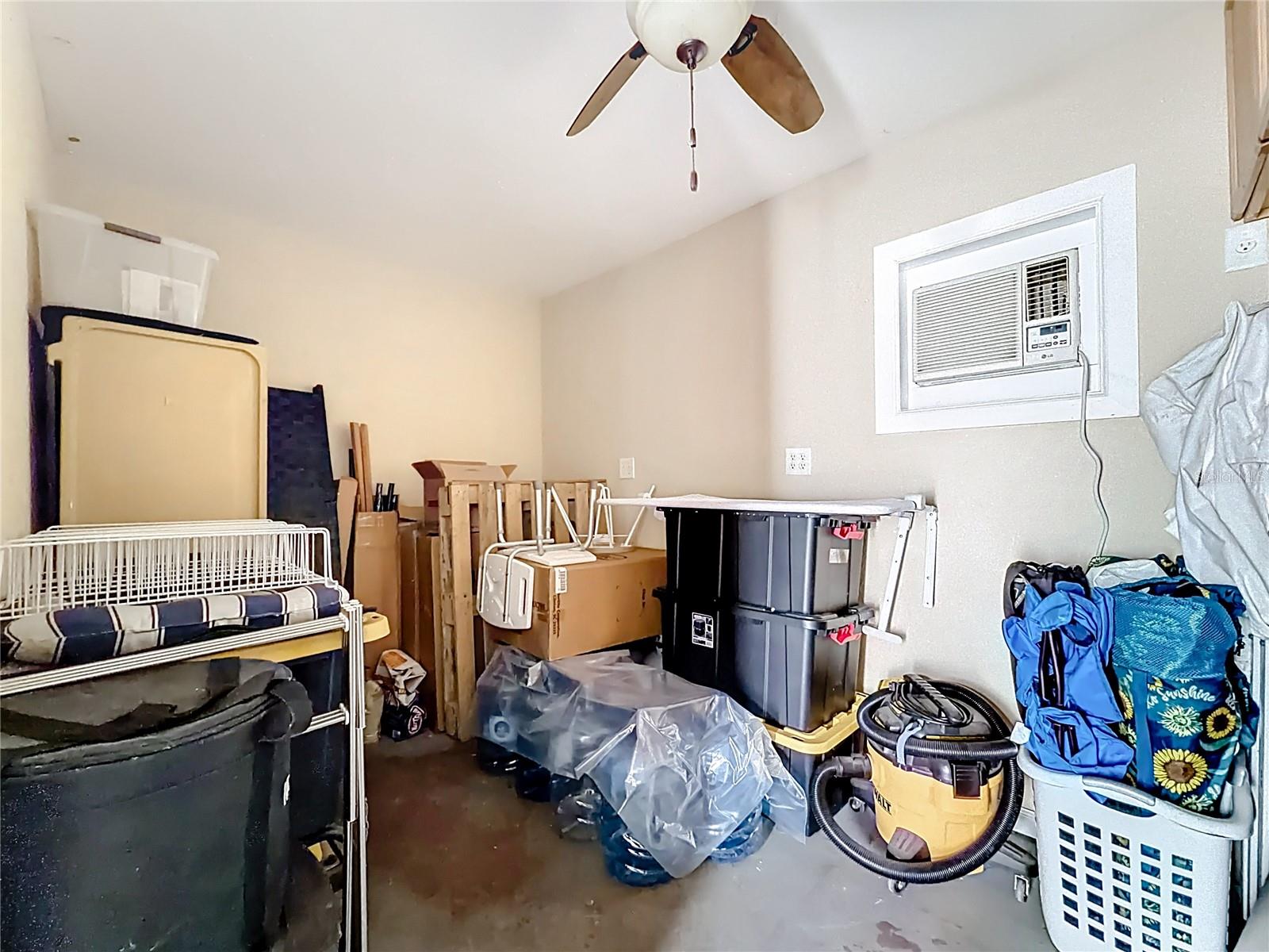 UMATILLA MITCHENORS ADD - Residential