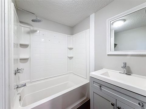 Tiny photo for 311 S Central Avenue, Umatilla, FL 32784 (MLS # O6395427)