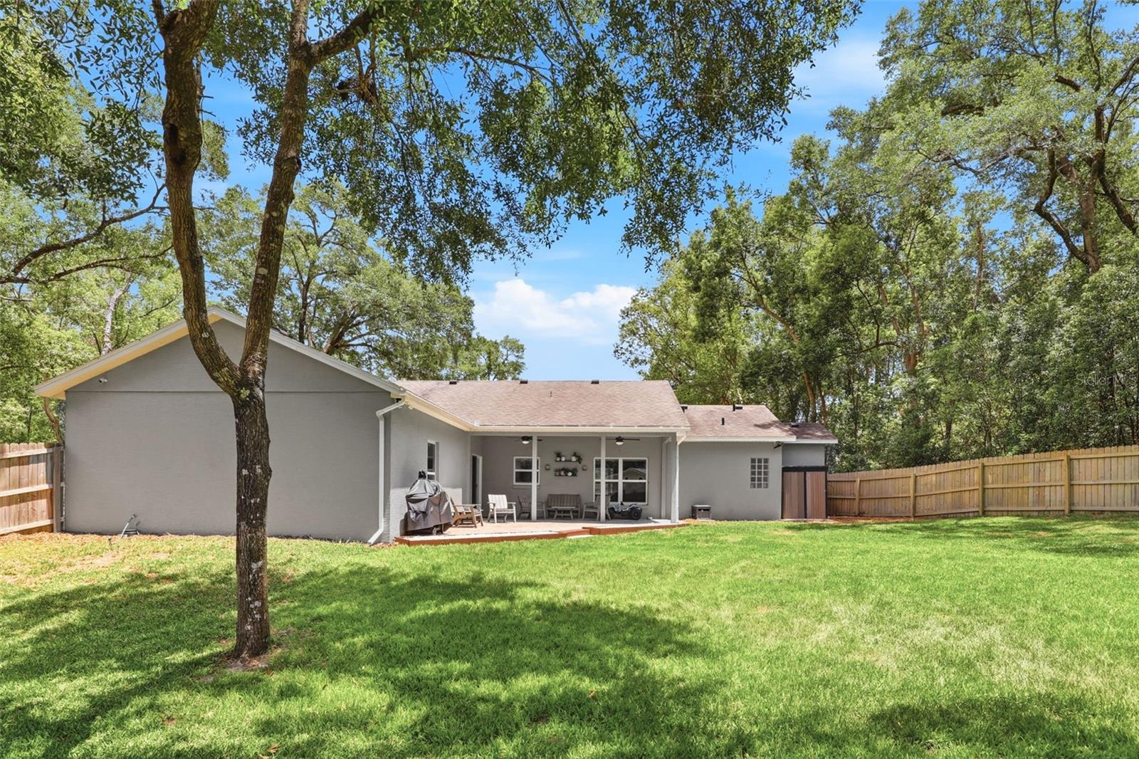 MOUNT PLYMOUTH - Residential