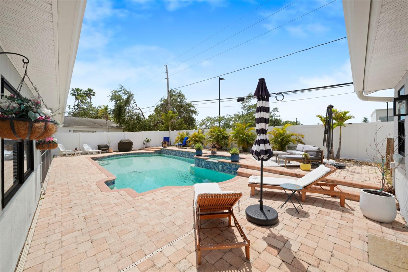 2250 64TH STREET N