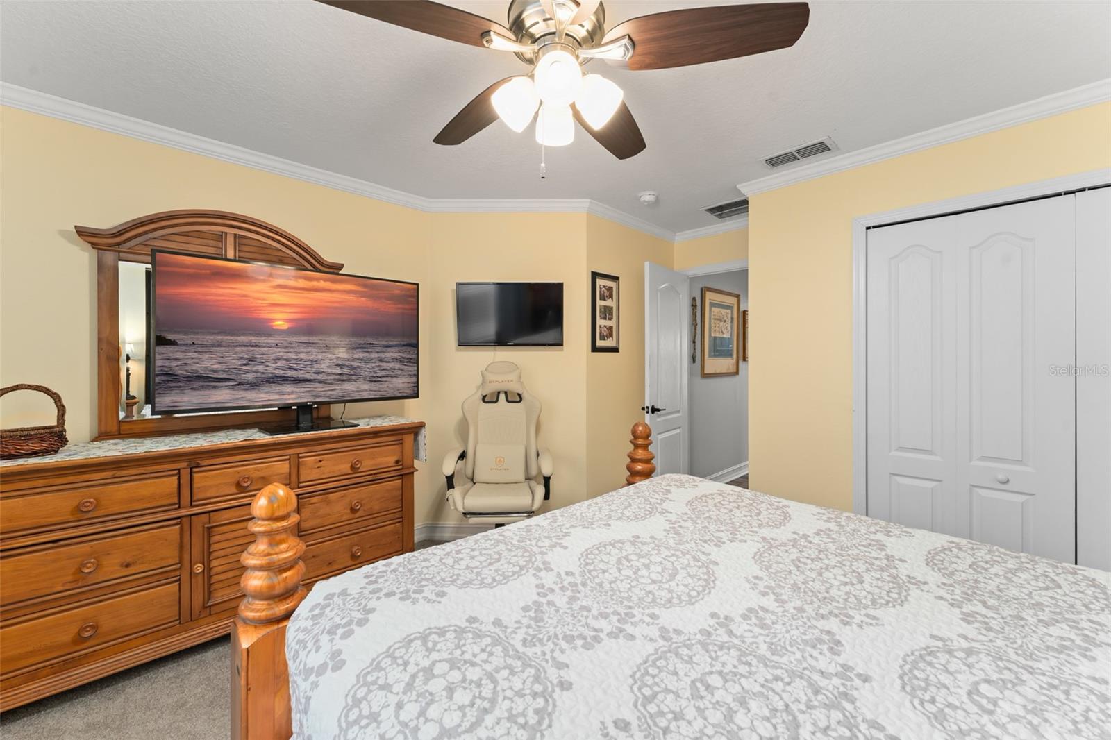 BIRCHWOOD NEIGHBORHOODS - Residential