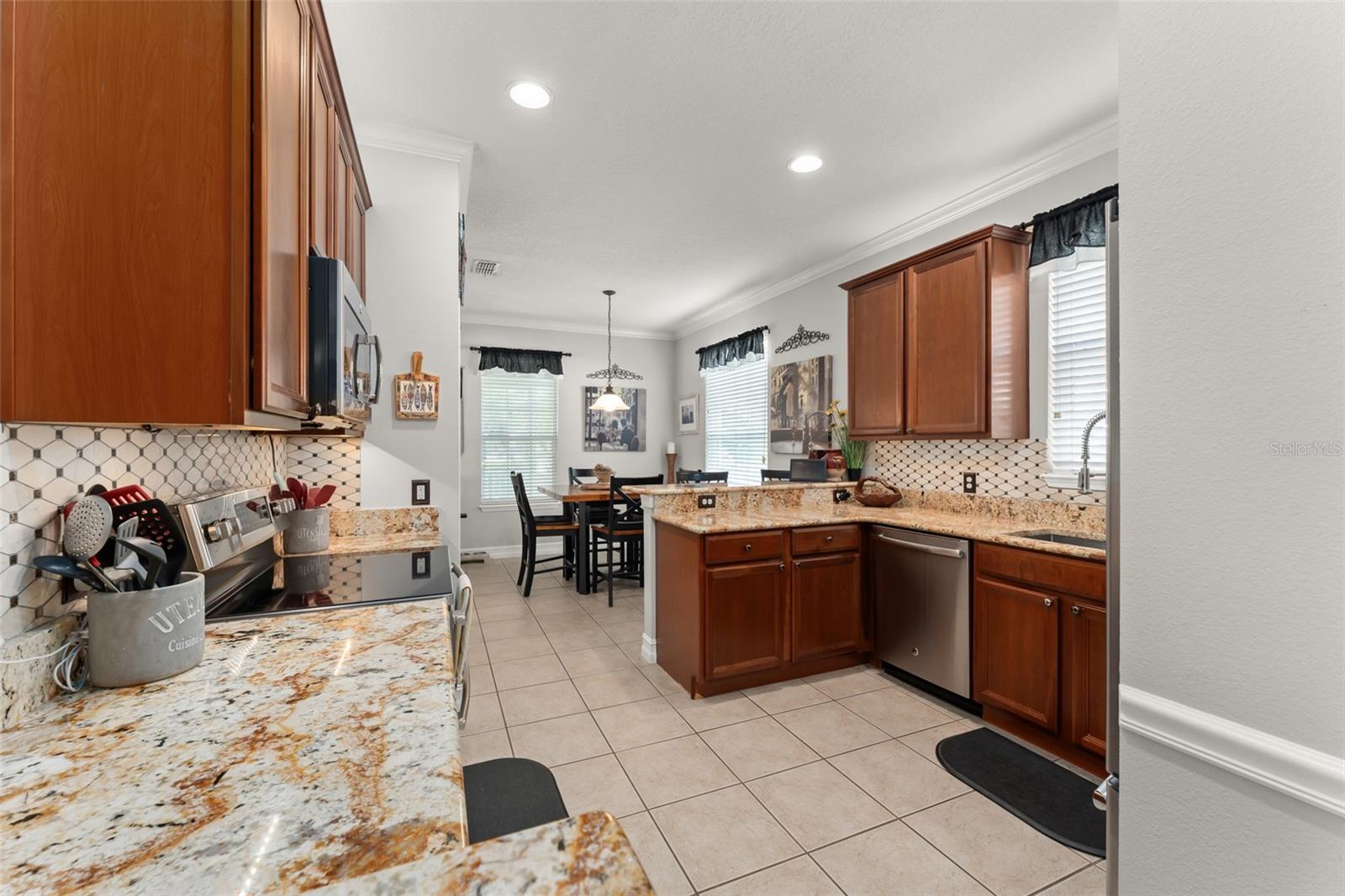 BIRCHWOOD NEIGHBORHOODS - Residential