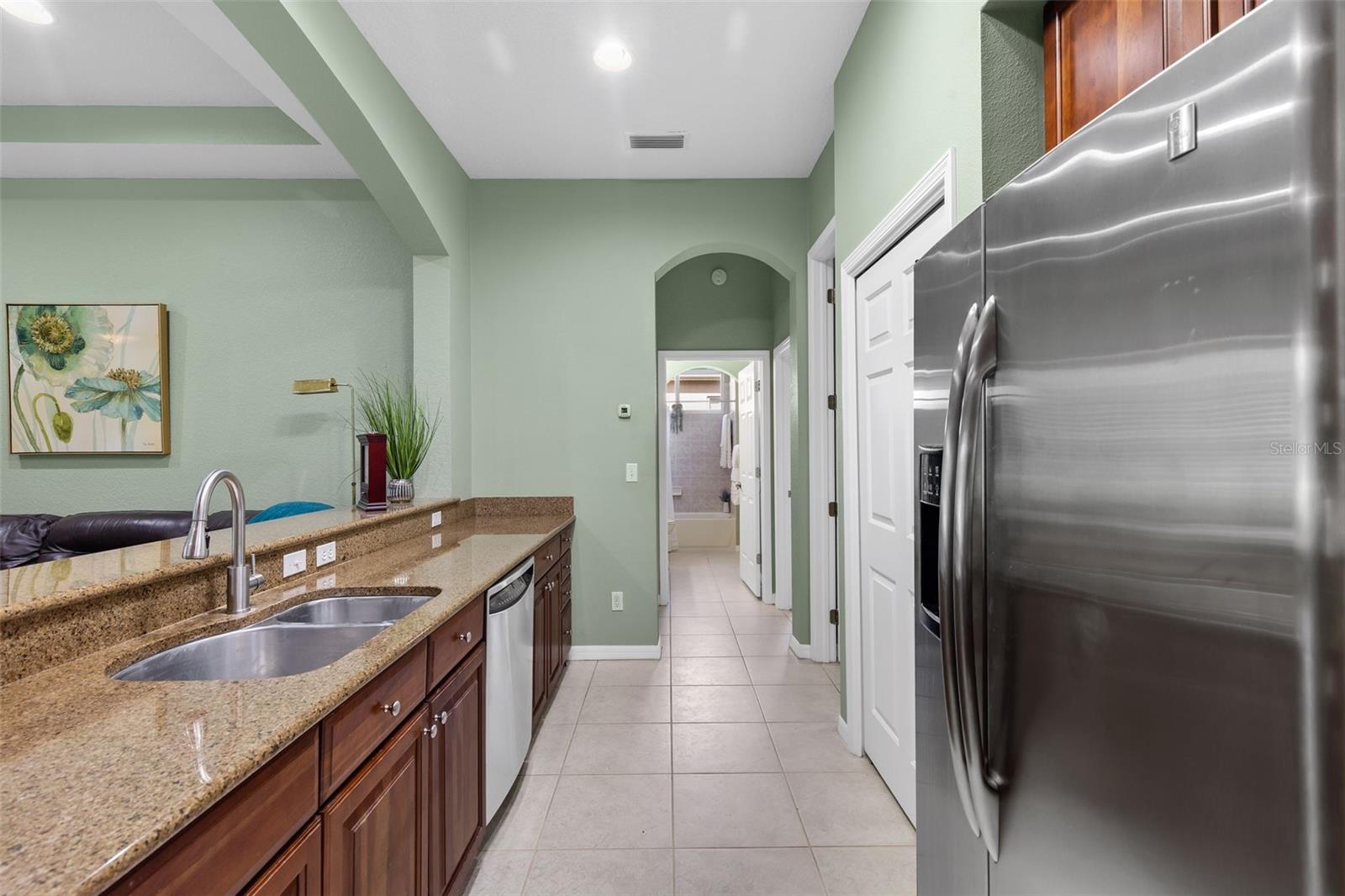 KINGS POINT - Residential