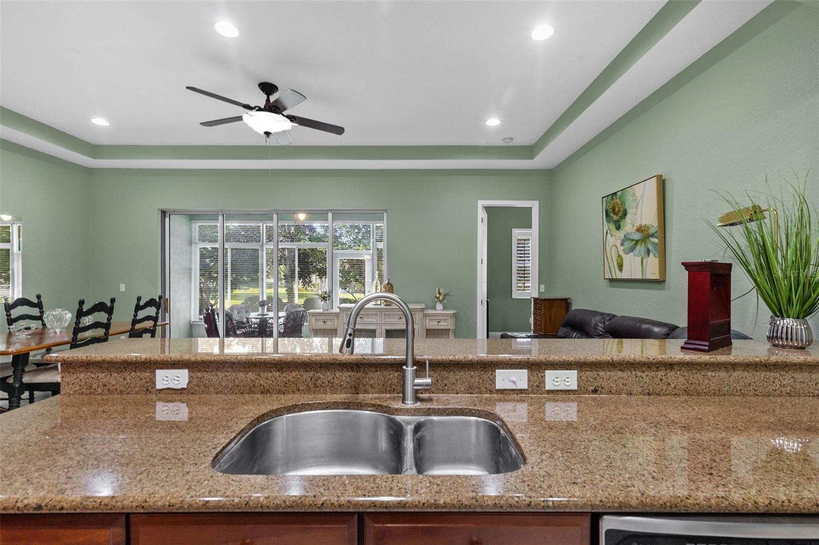KINGS POINT - Residential