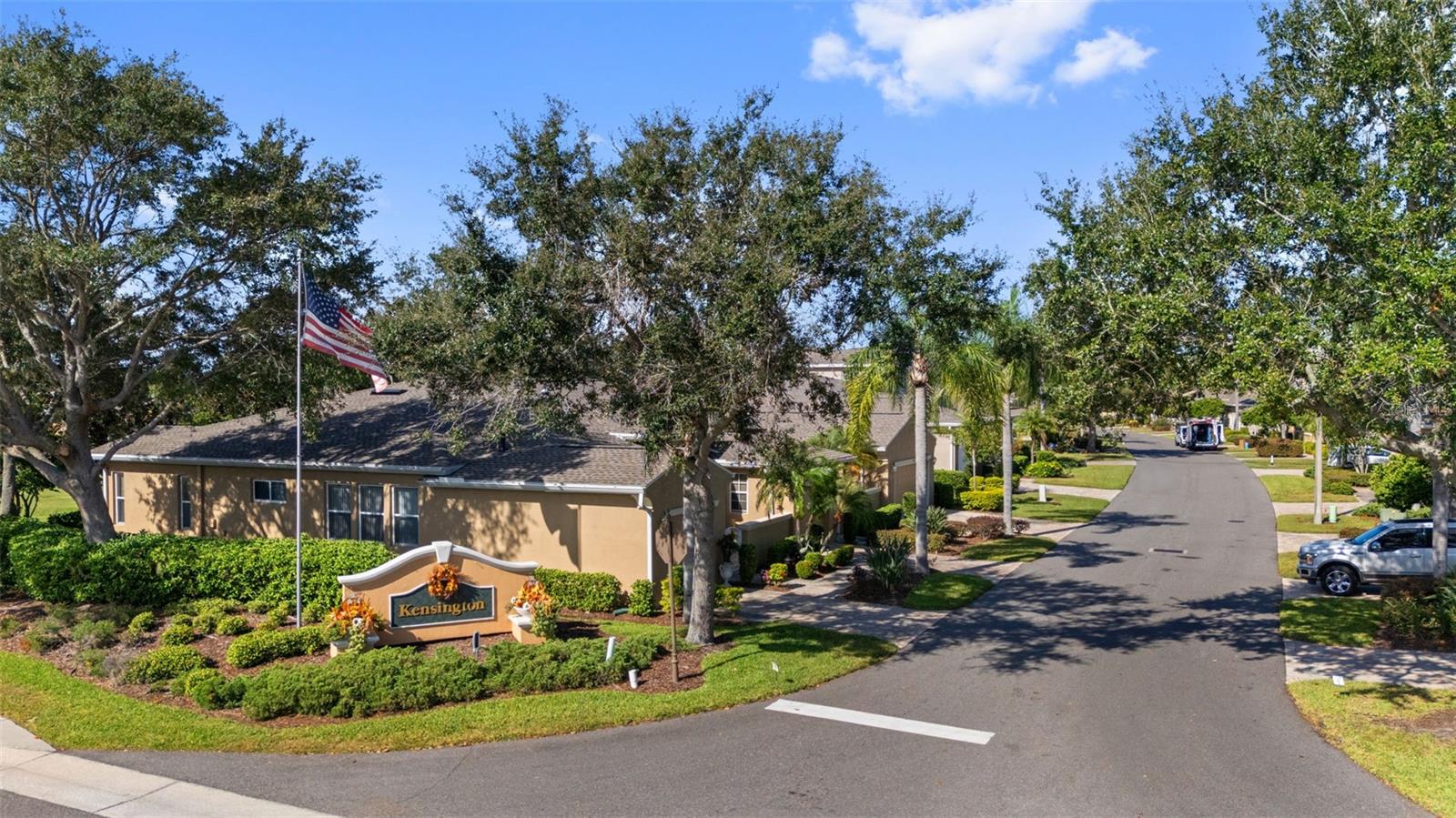 KINGS POINT - Residential