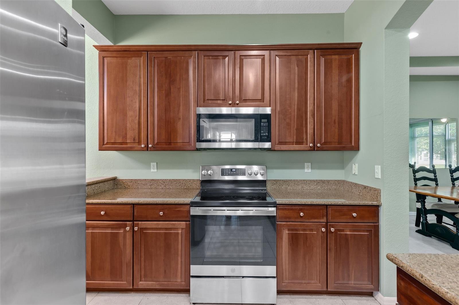 KINGS POINT - Residential