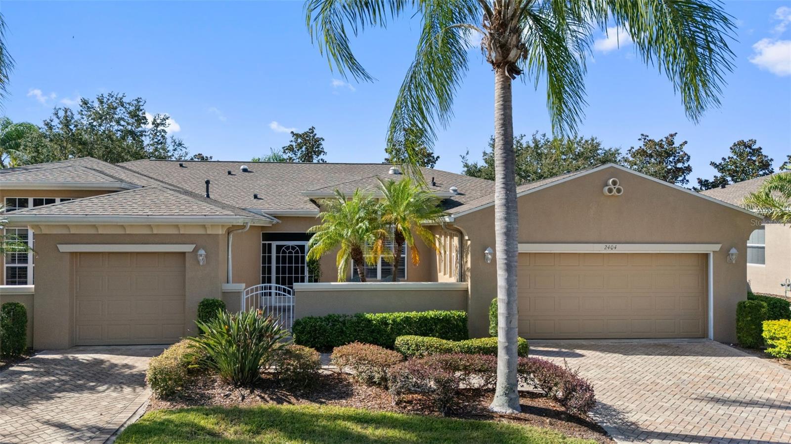 KINGS POINT - Residential
