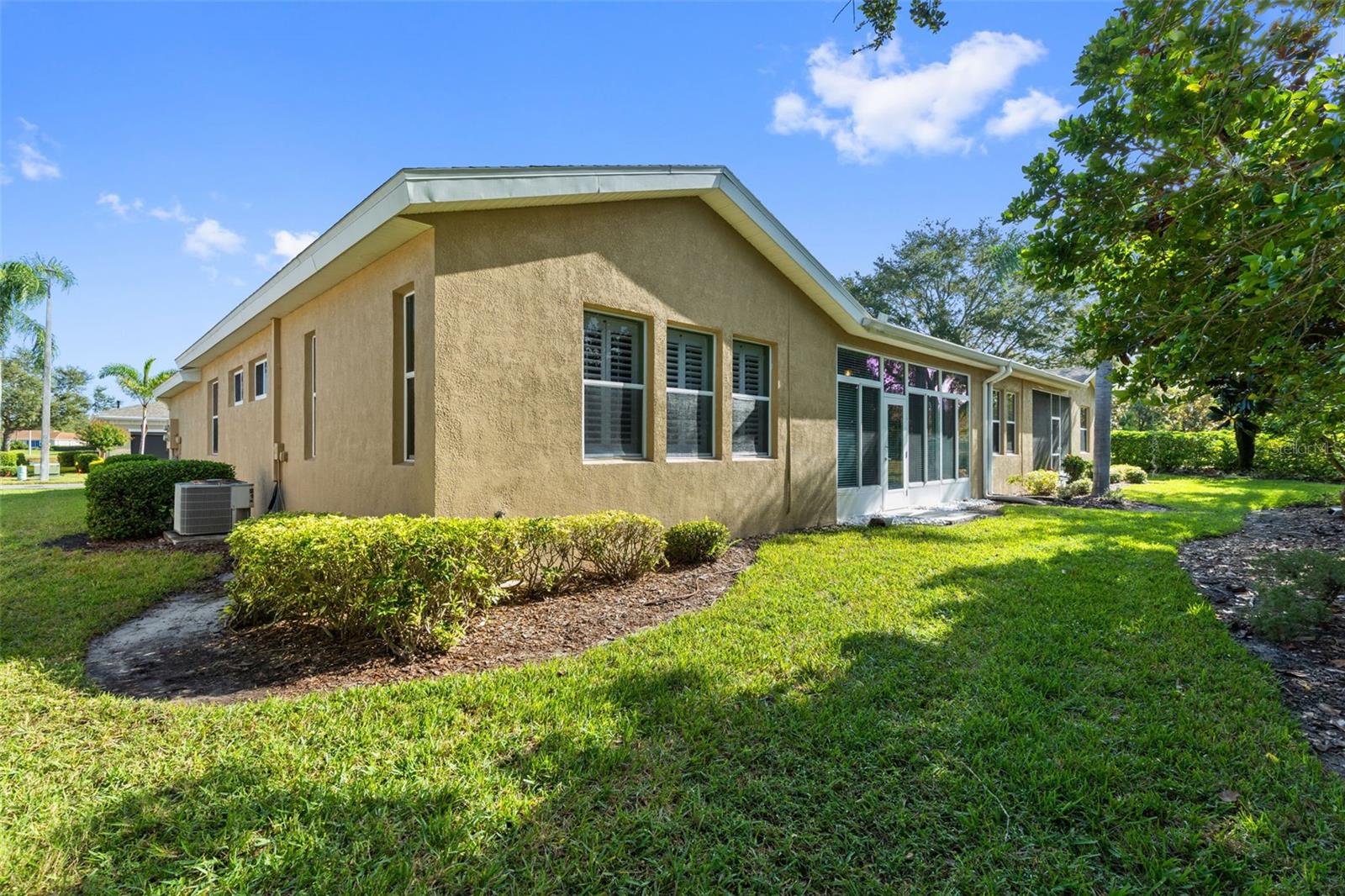 KINGS POINT - Residential