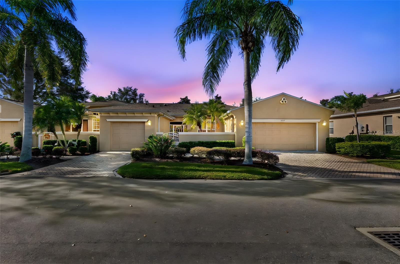 KINGS POINT - Residential