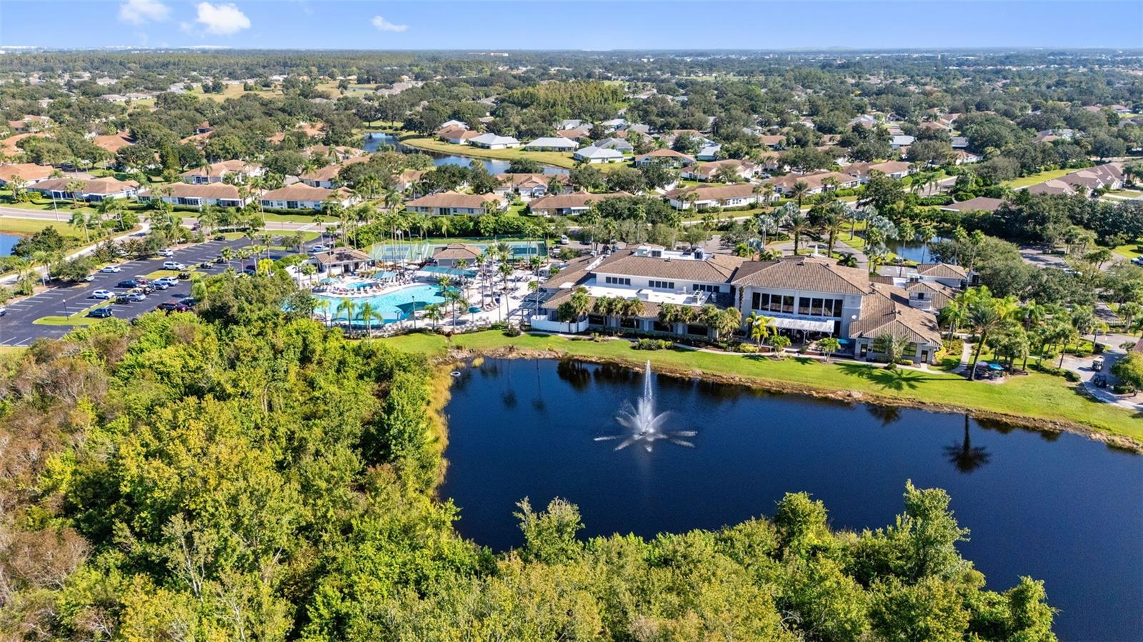 KINGS POINT - Residential