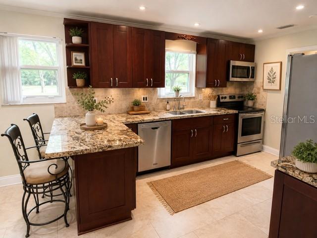 1029 W COUNTRY CLUB CIRCLE
