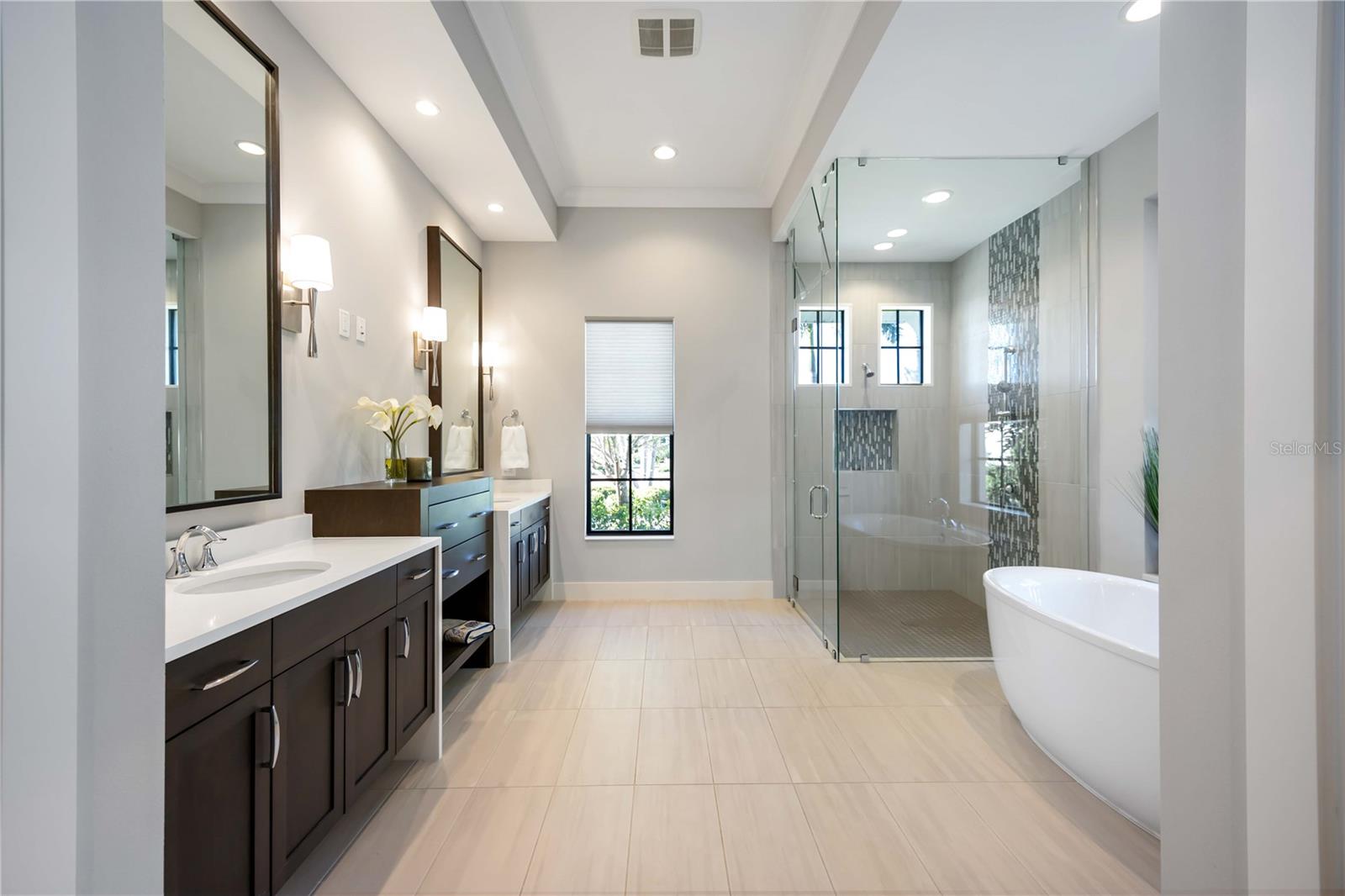 LEGACY ESTS/PALMER RANCH PH 2 - Residential