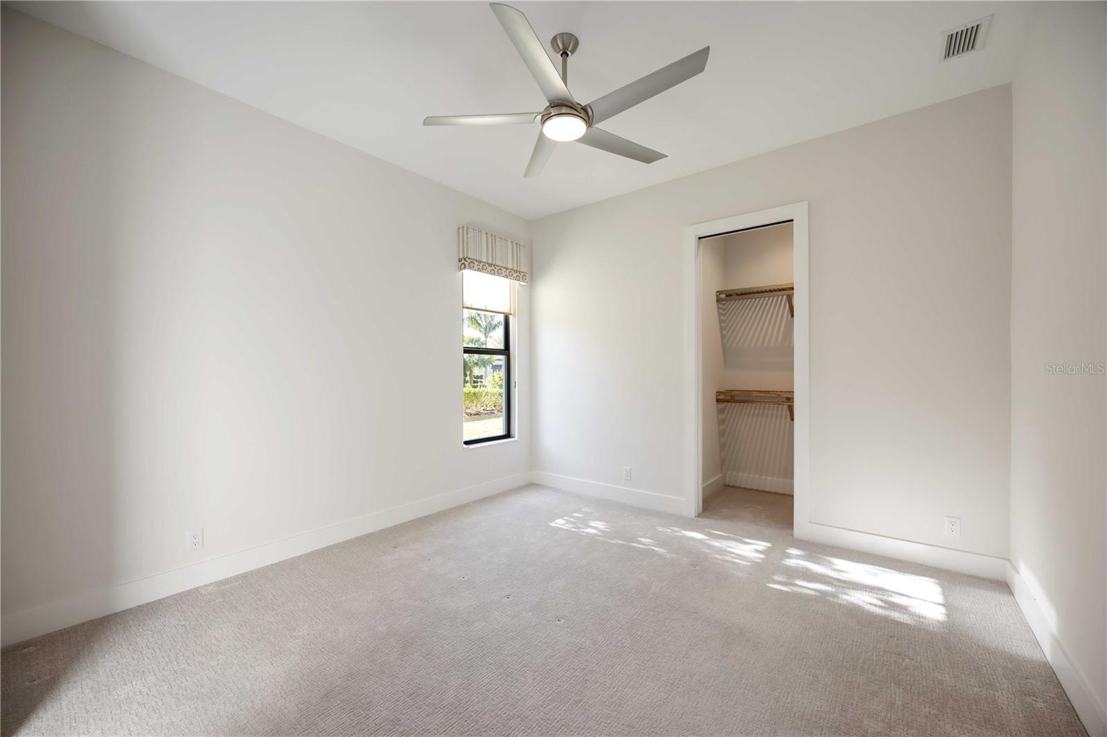 LEGACY ESTS/PALMER RANCH PH 2 - Residential