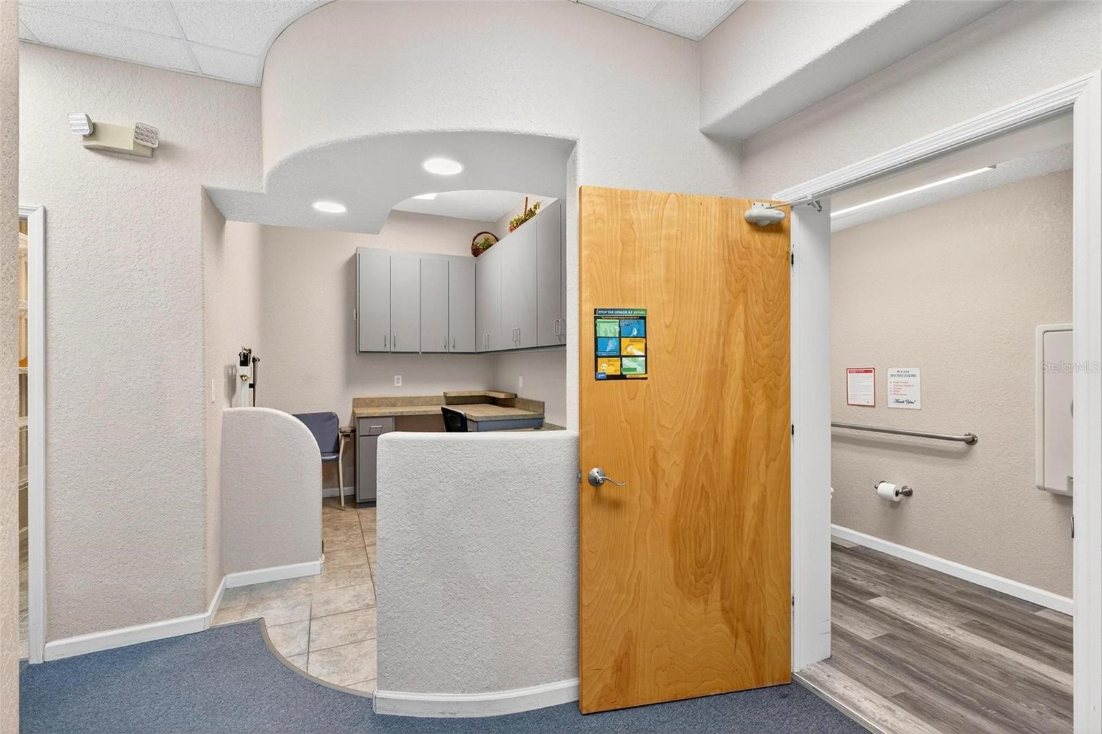 EUSTIS BISHOPS SUB - Commercial Sale