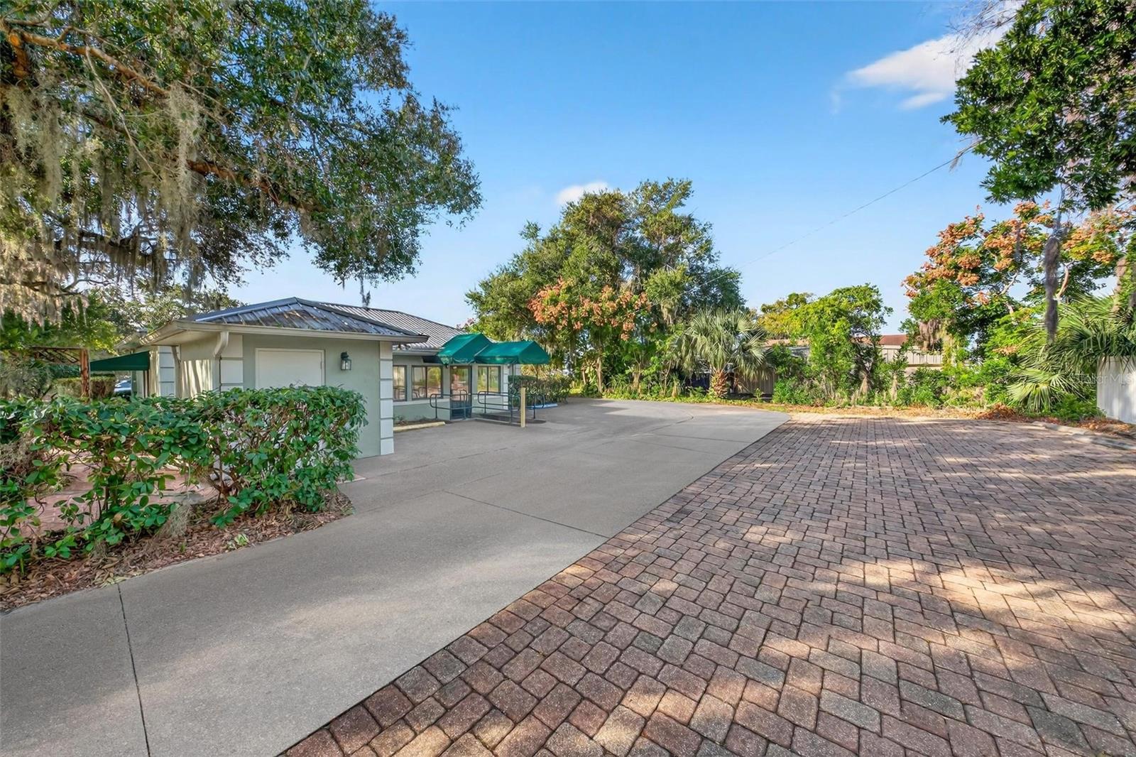 EUSTIS BISHOPS SUB - Commercial Sale