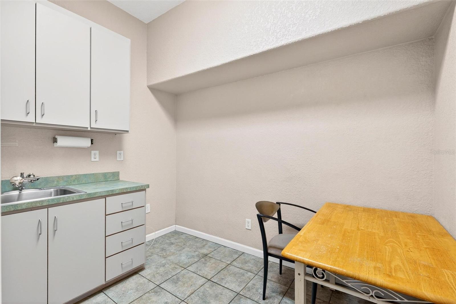 EUSTIS BISHOPS SUB - Commercial Sale