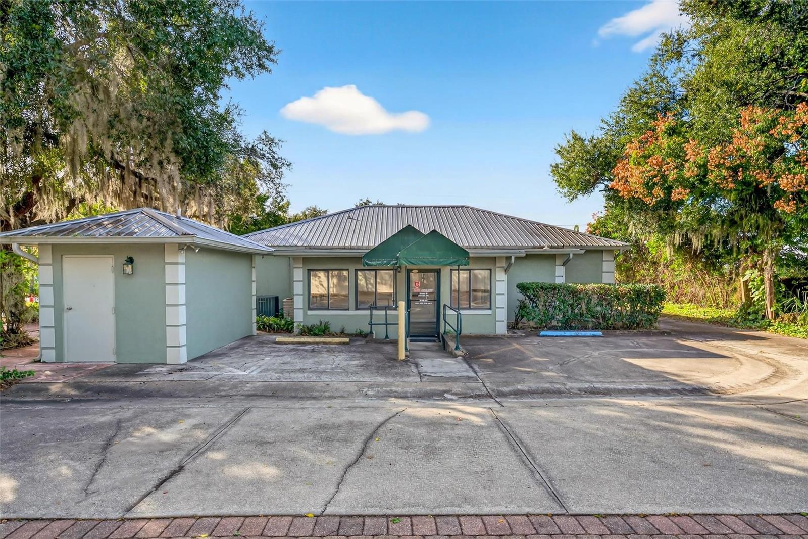 EUSTIS BISHOPS SUB - Commercial Sale