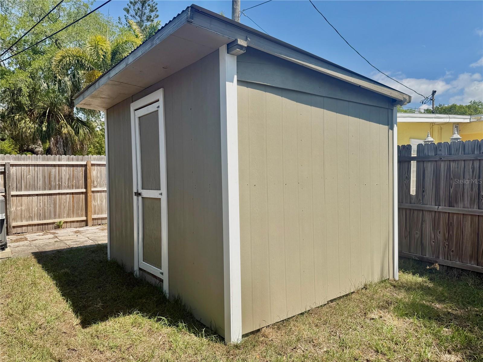 JUNGLE COUNTRY CLUB 2ND ADD - Residential