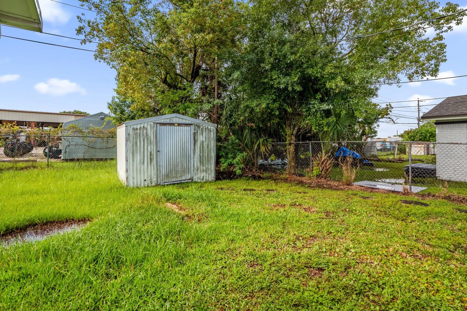 ACADEMY MANOR UNIT 01 - Residential