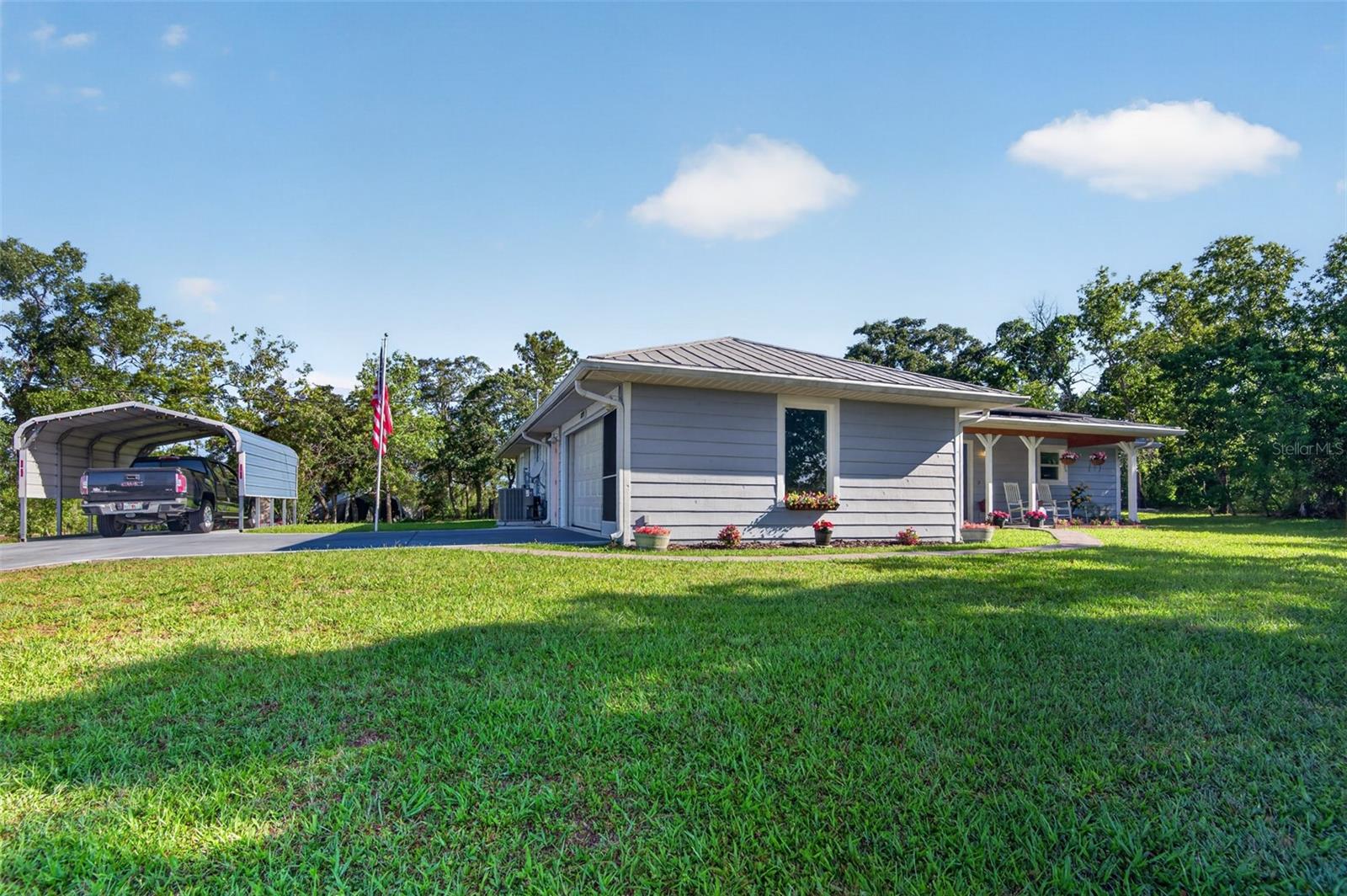 ROYAL HIGLANDS - Residential