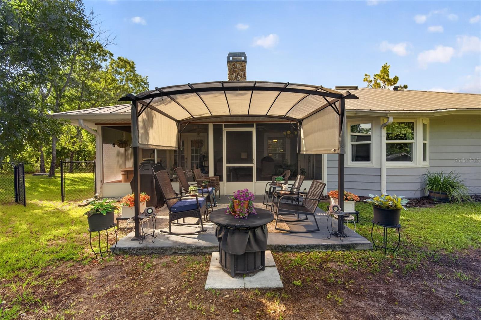 ROYAL HIGLANDS - Residential