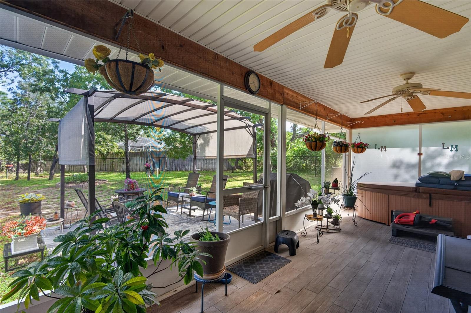 ROYAL HIGLANDS - Residential