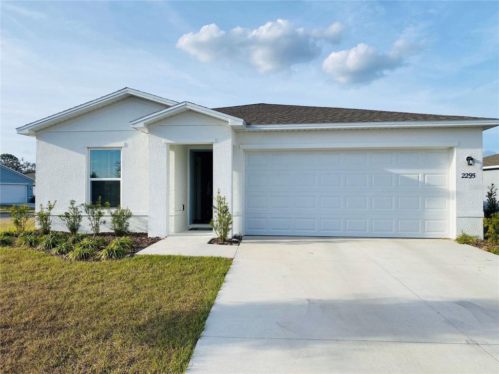 Photo of 2295 NW 25th Lane, Ocala, FL 34475 (MLS # S5156684)