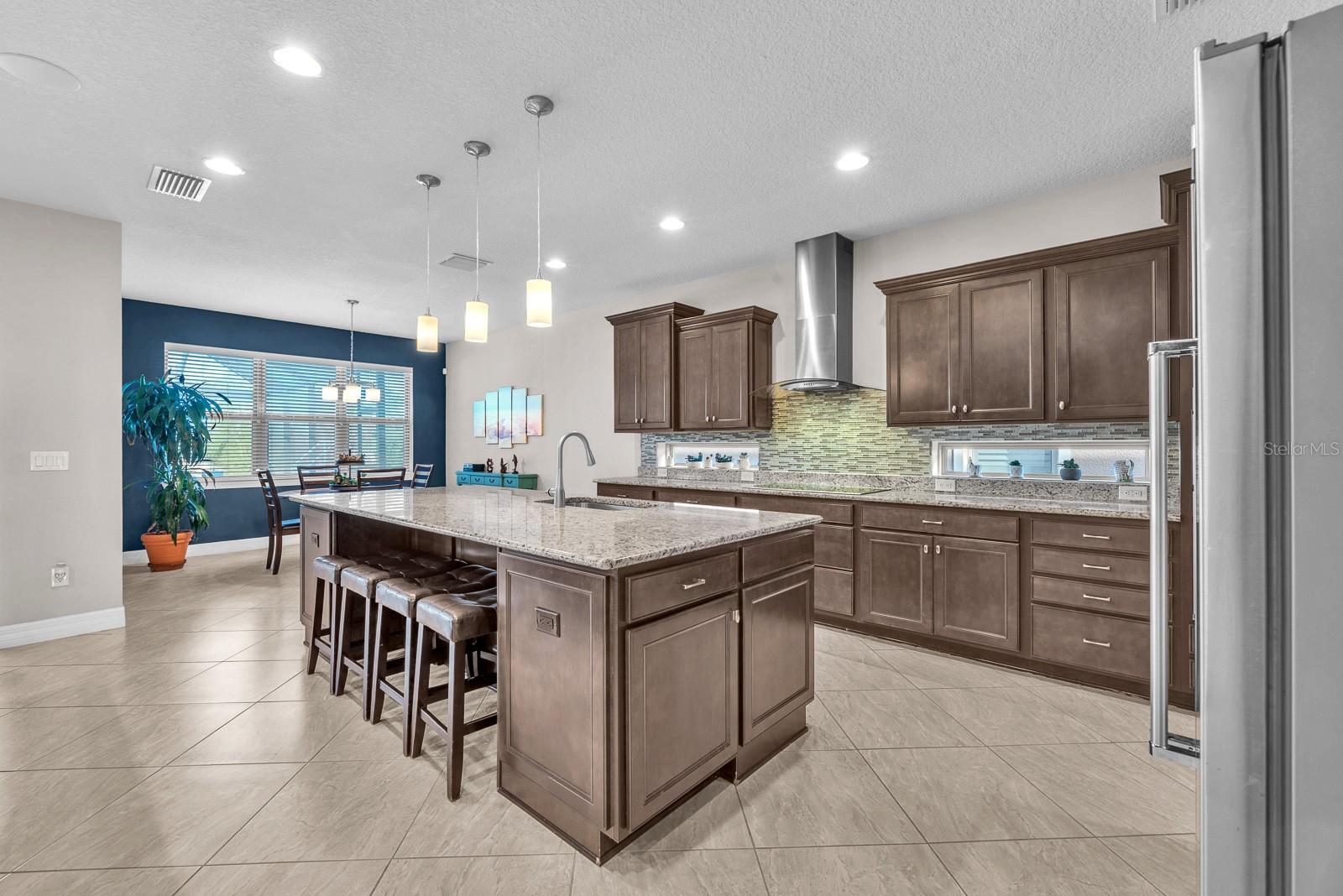 STARLING OAKS - Residential