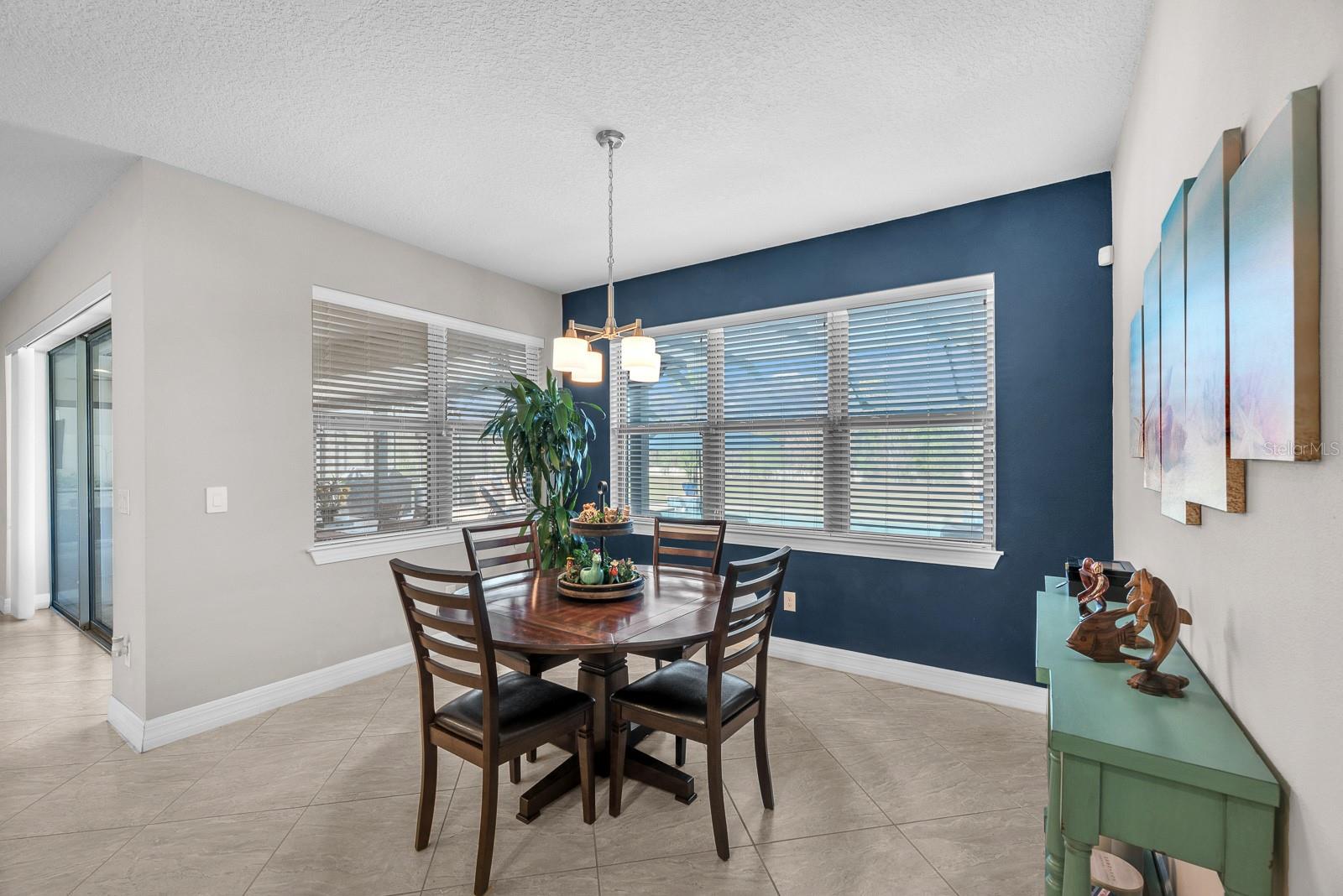 STARLING OAKS - Residential