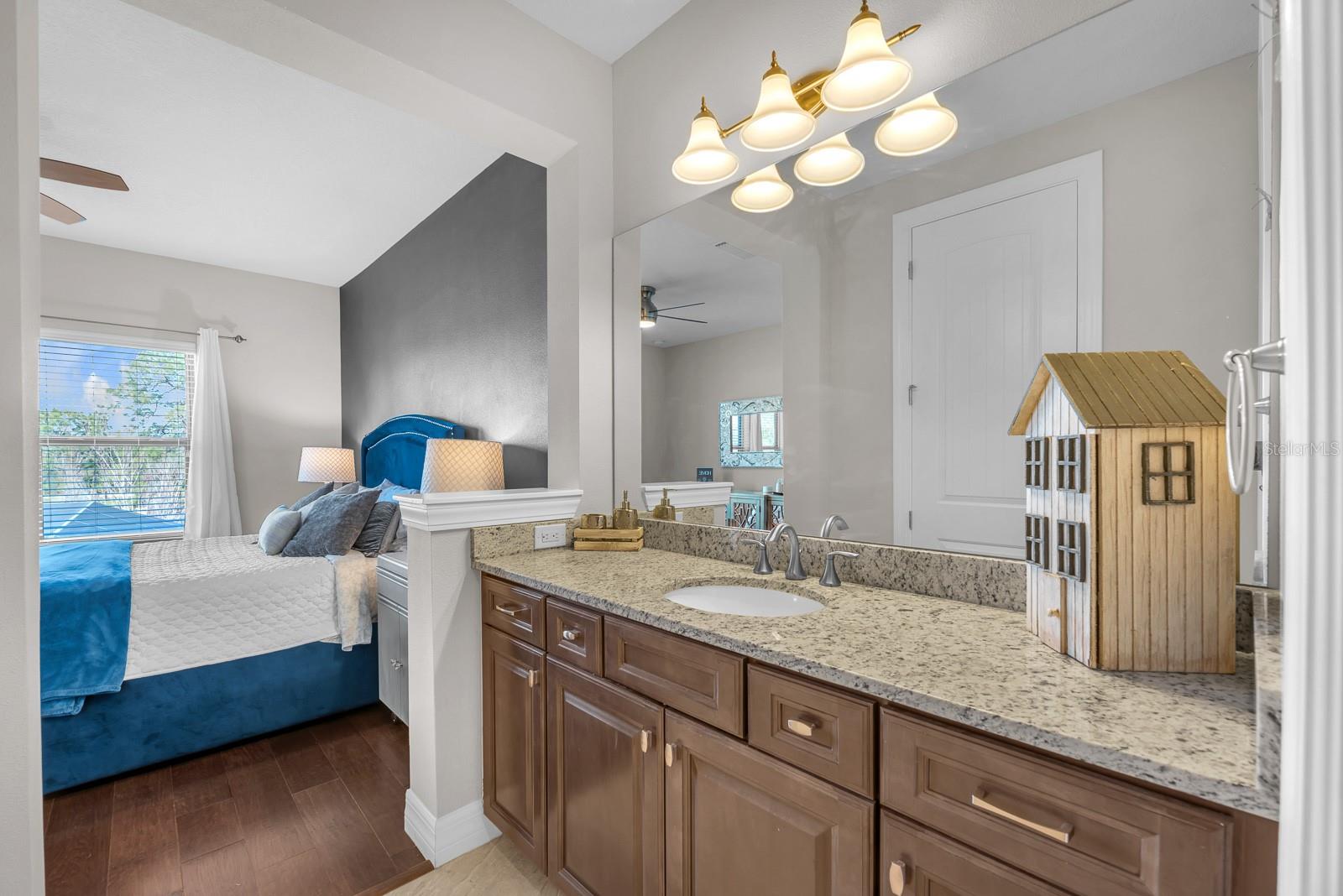 STARLING OAKS - Residential