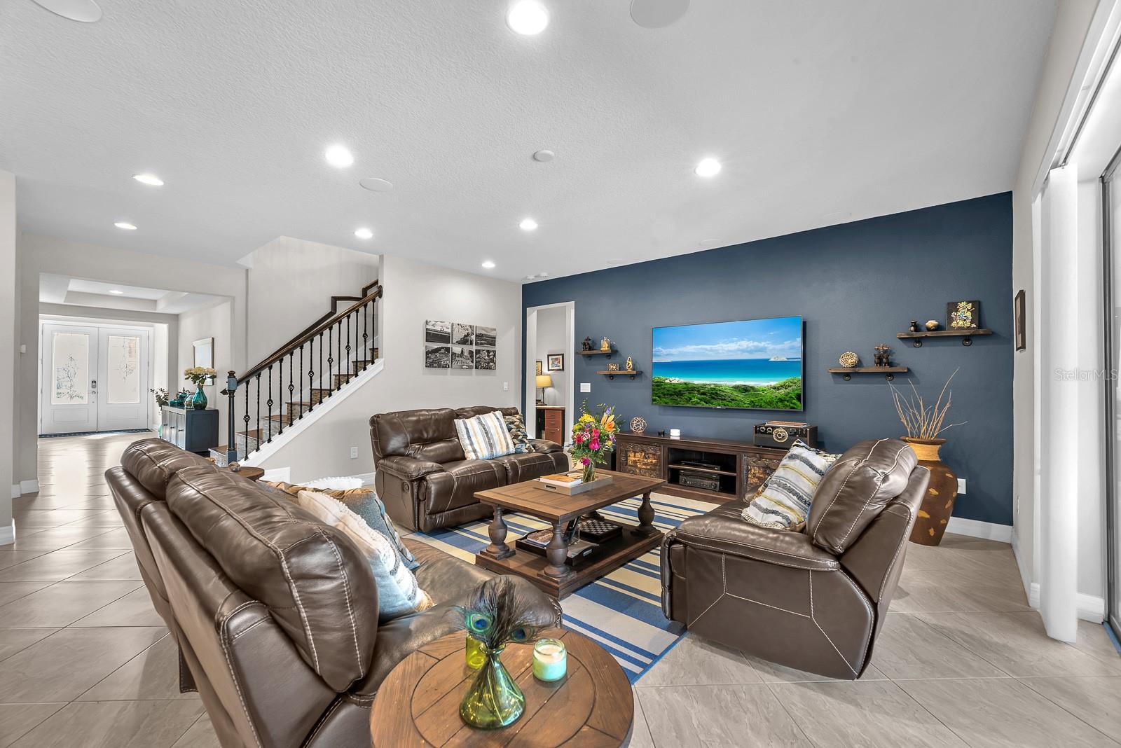 STARLING OAKS - Residential