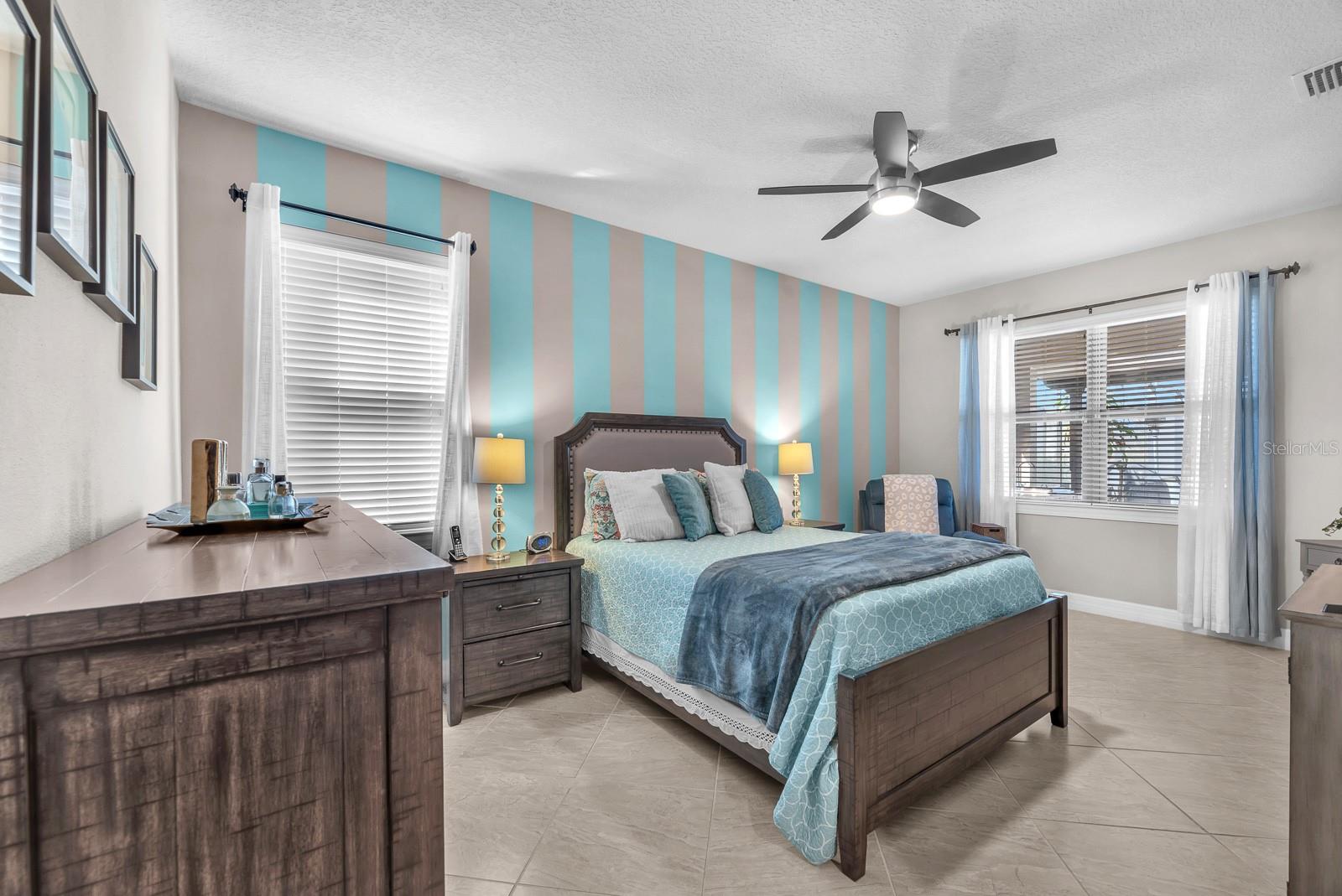 STARLING OAKS - Residential