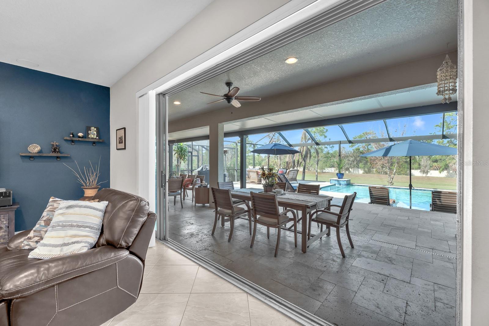 STARLING OAKS - Residential