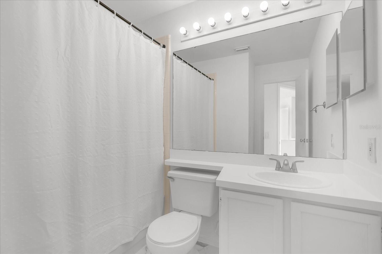 ISLAND COVE VILLAS PH 03 - Residential Lease