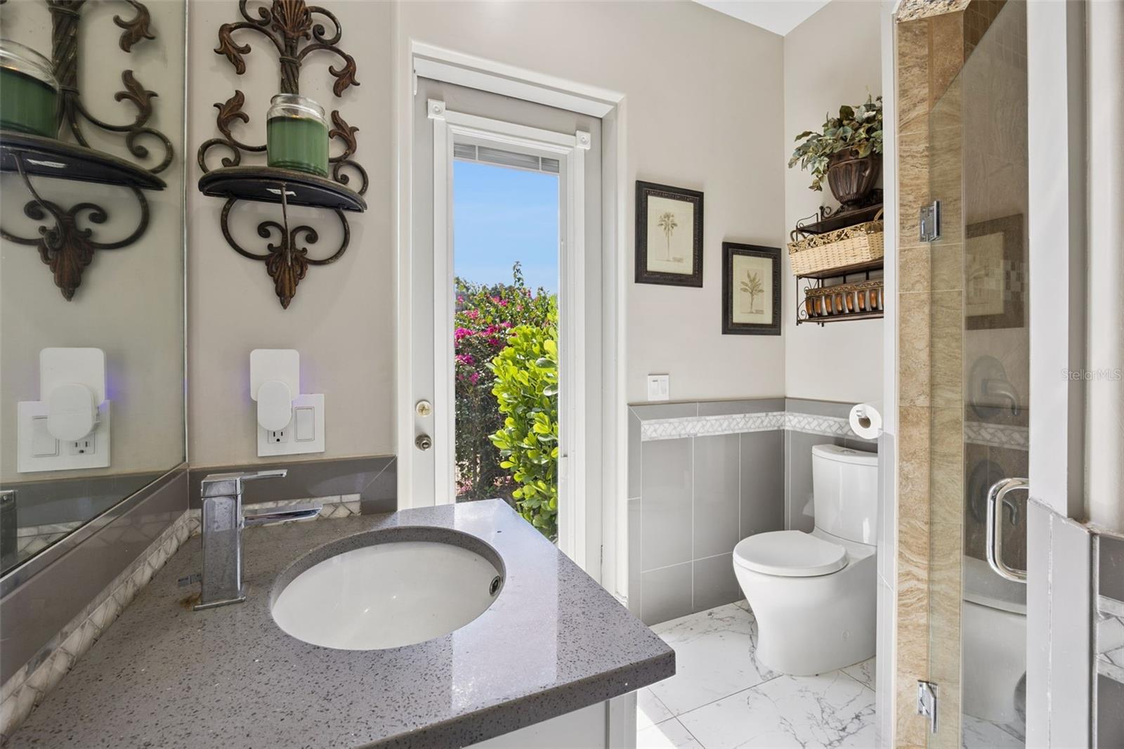 GROVELAND FARMS 21-23-24 - Residential