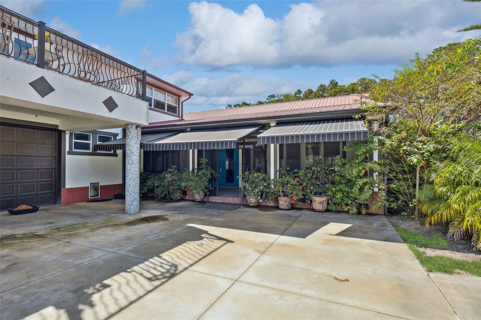 GROVELAND FARMS 21-23-24 - Residential