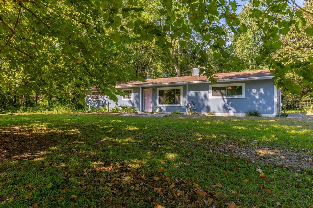 Photo of 8812 SW 111th Terrace, Gainesville, FL 32608 (MLS # GC543358)