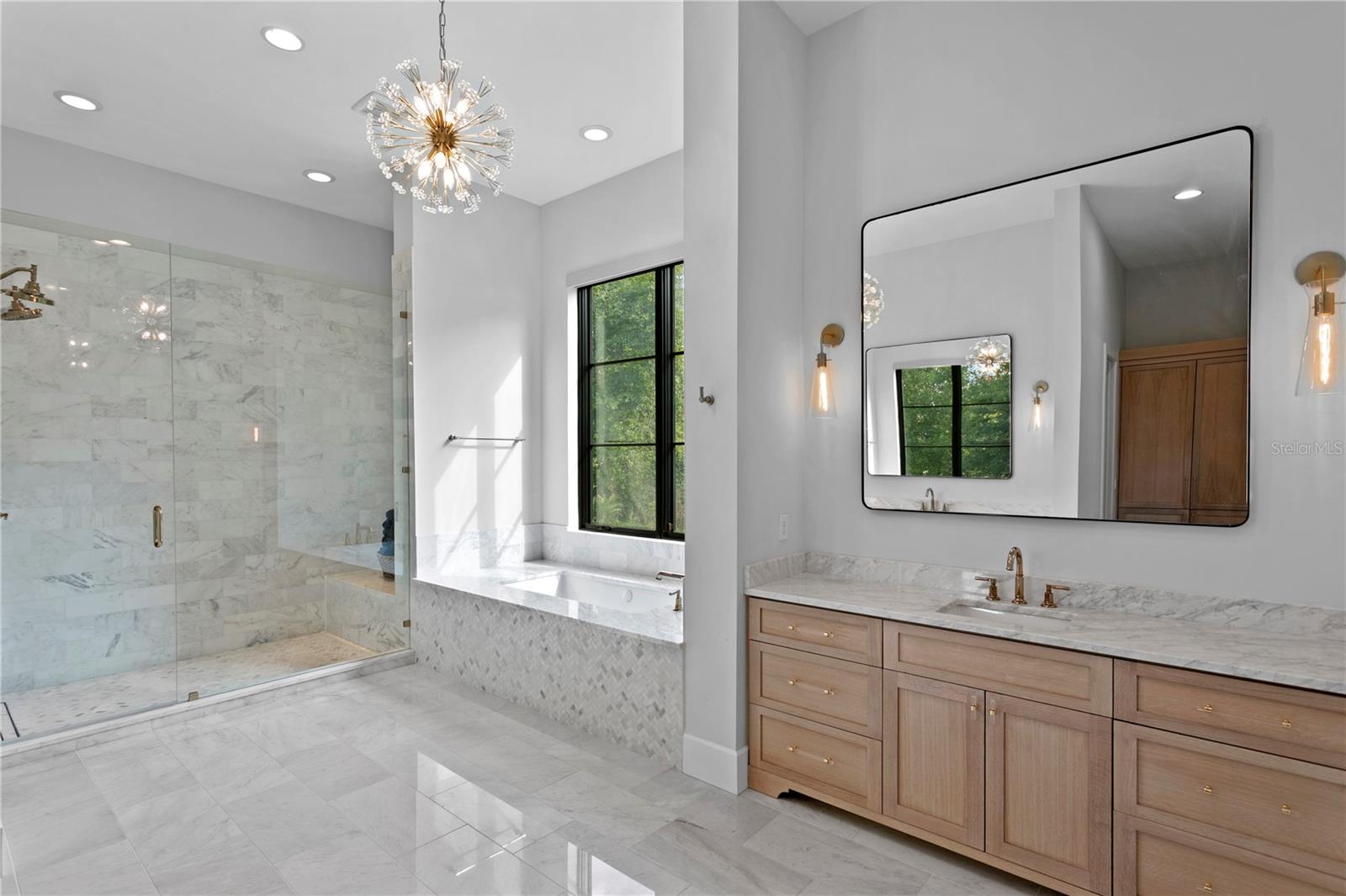 LIBERTY OAKS - Residential