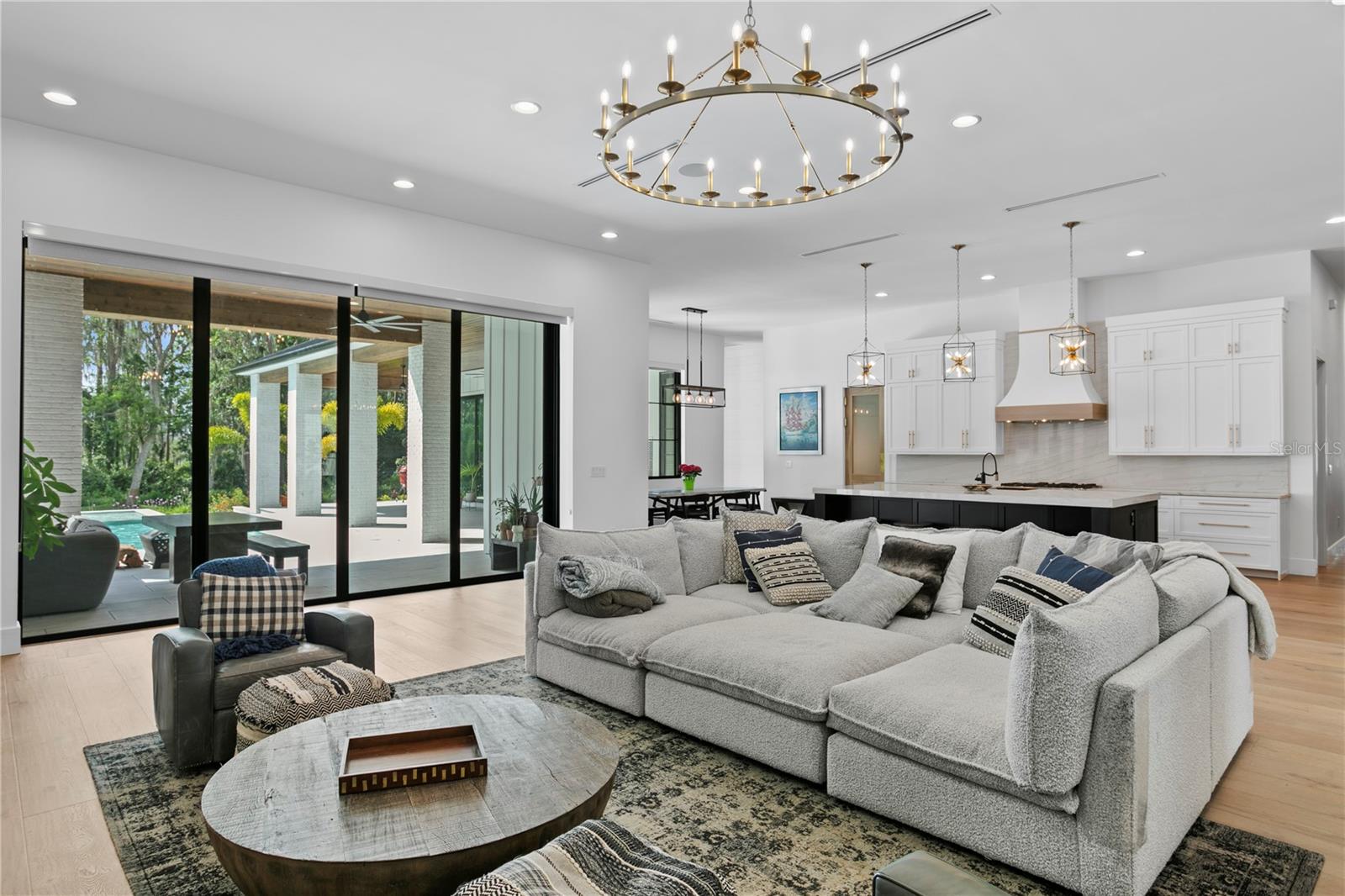 LIBERTY OAKS - Residential