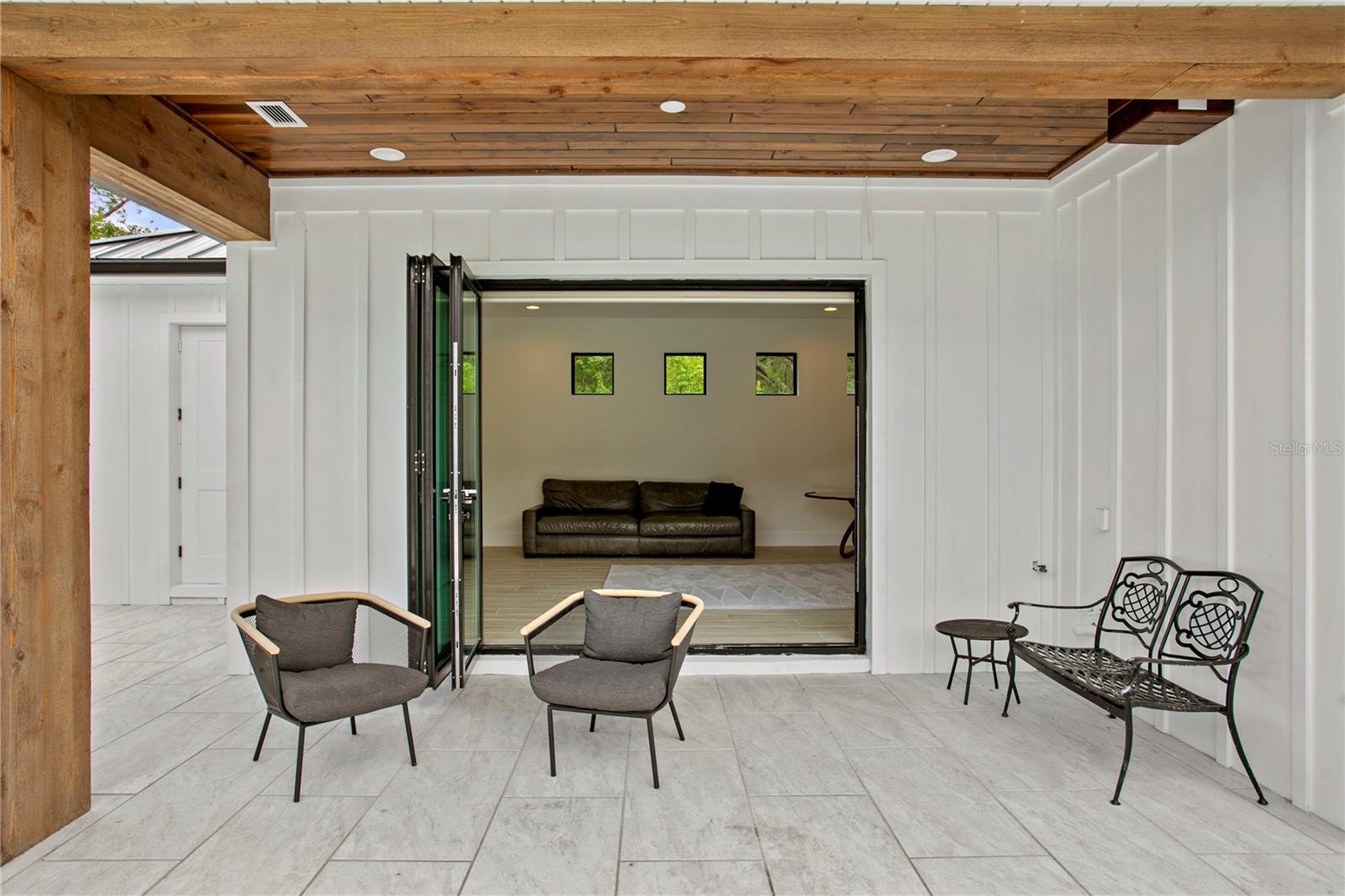 LIBERTY OAKS - Residential