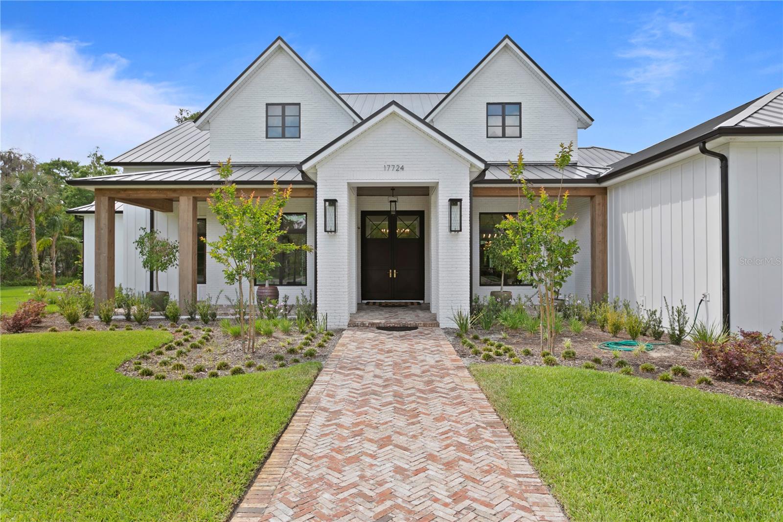 LIBERTY OAKS - Residential