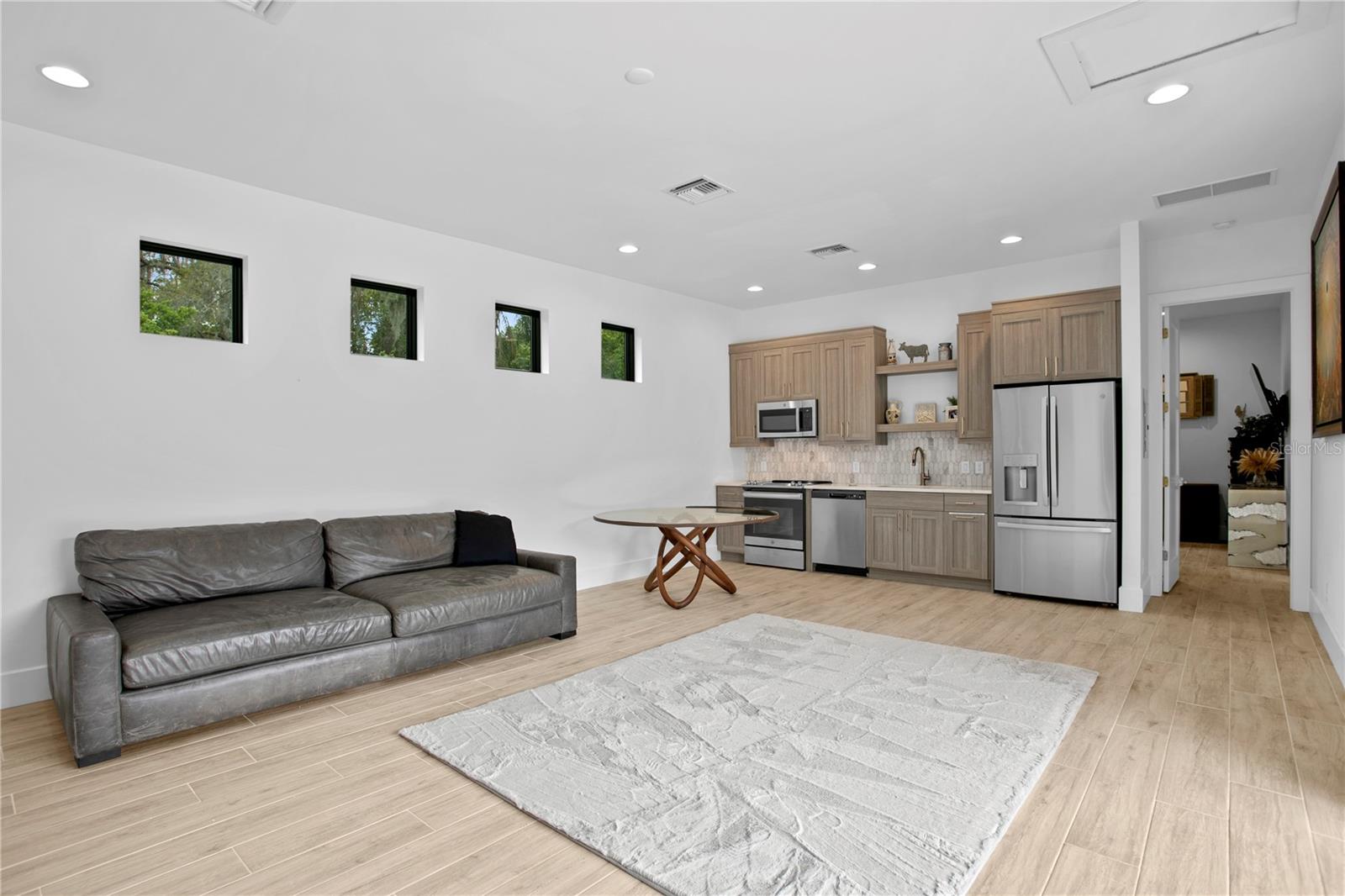 LIBERTY OAKS - Residential