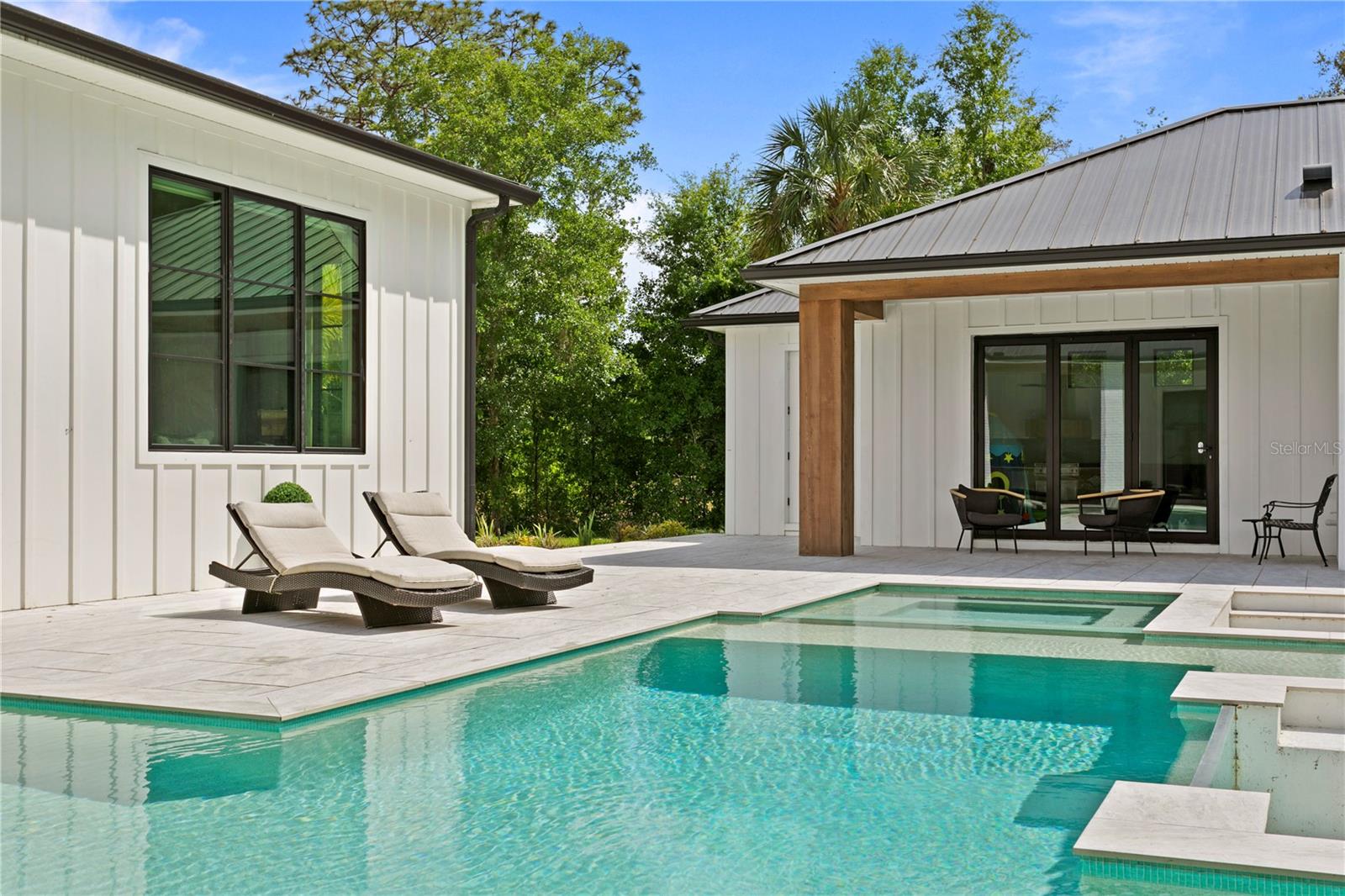 LIBERTY OAKS - Residential