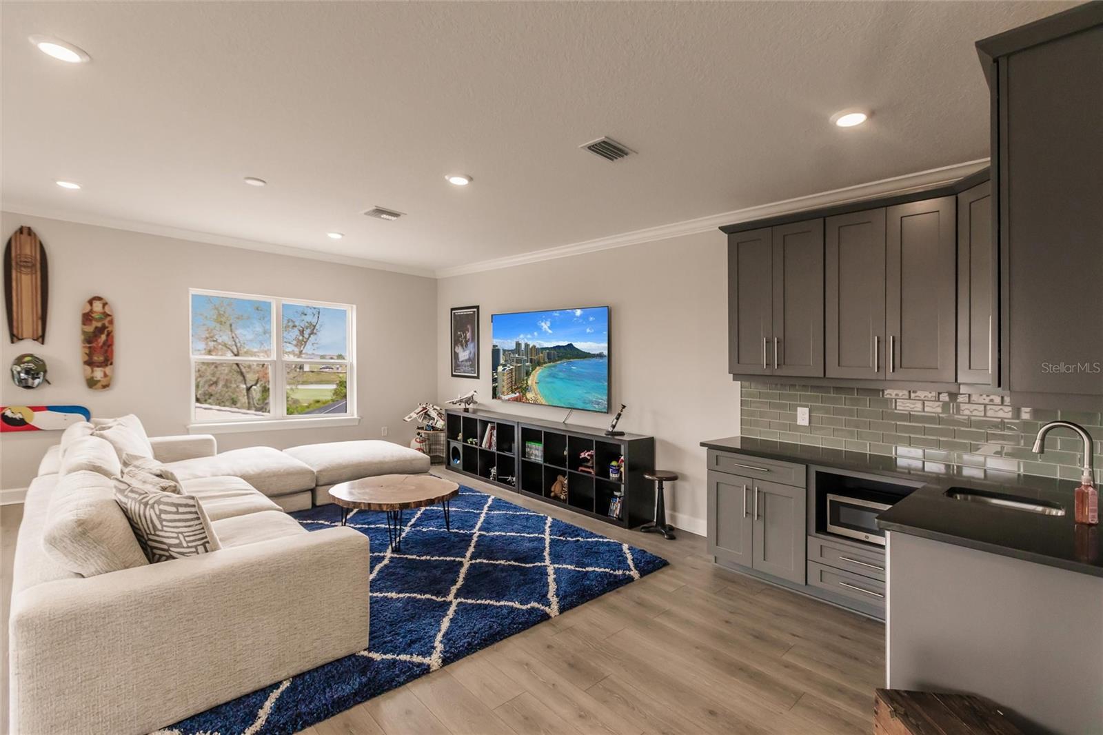 AZARIO ESPLANADE PH II SUBPH C-O - Residential