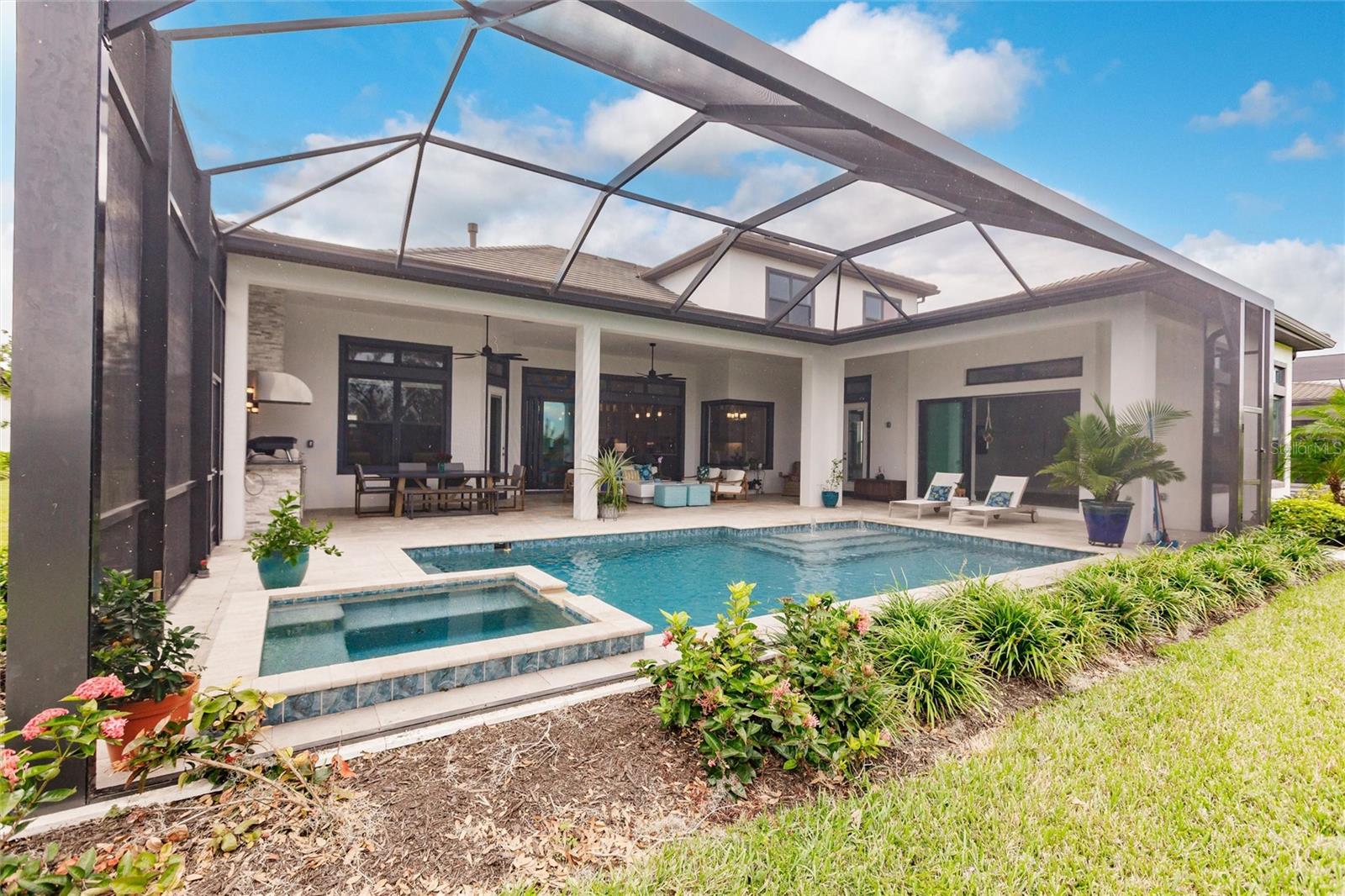 AZARIO ESPLANADE PH II SUBPH C-O - Residential