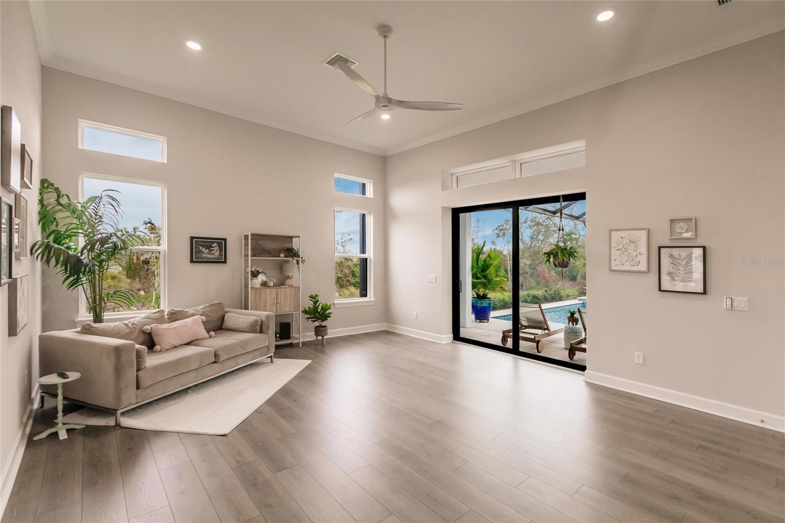 AZARIO ESPLANADE PH II SUBPH C-O - Residential