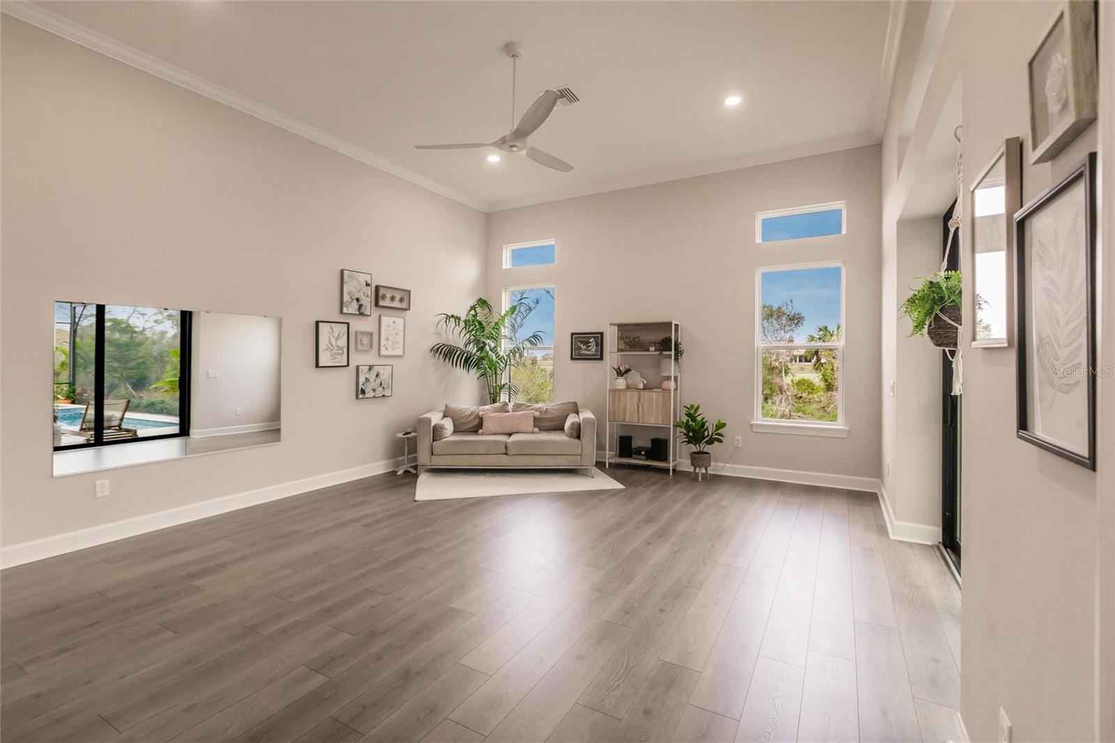 AZARIO ESPLANADE PH II SUBPH C-O - Residential